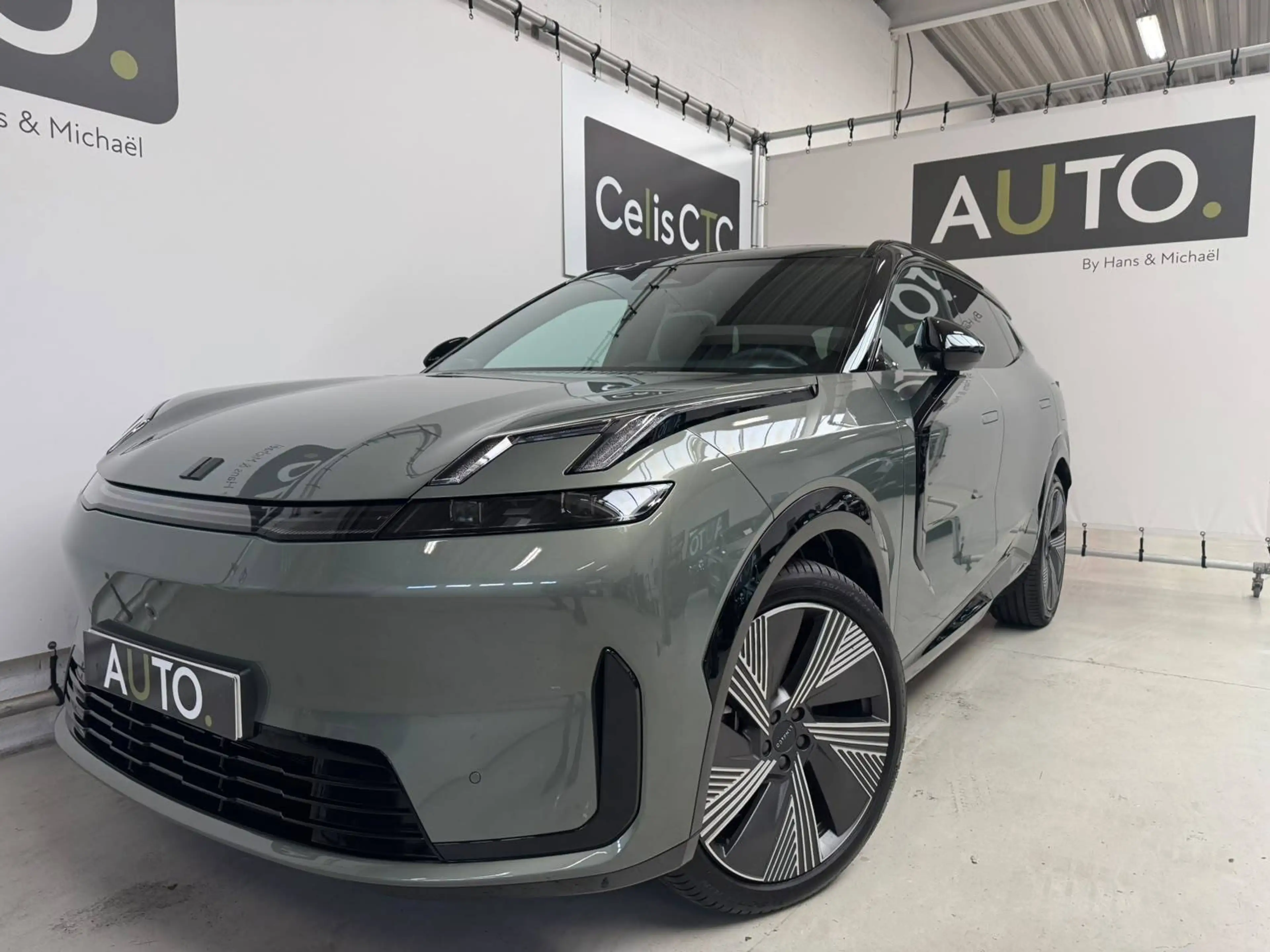 Lynk & Co 08 PHEV More *PANO*AMBIENT LED*360CAM* — photo 24