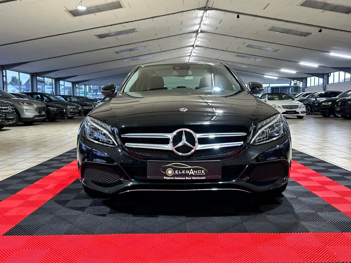 Mercedes-Benz C 180 CGI*AUTOMATIK*LED*NAVI*LIMO*PDC*MFL* Noir - 2