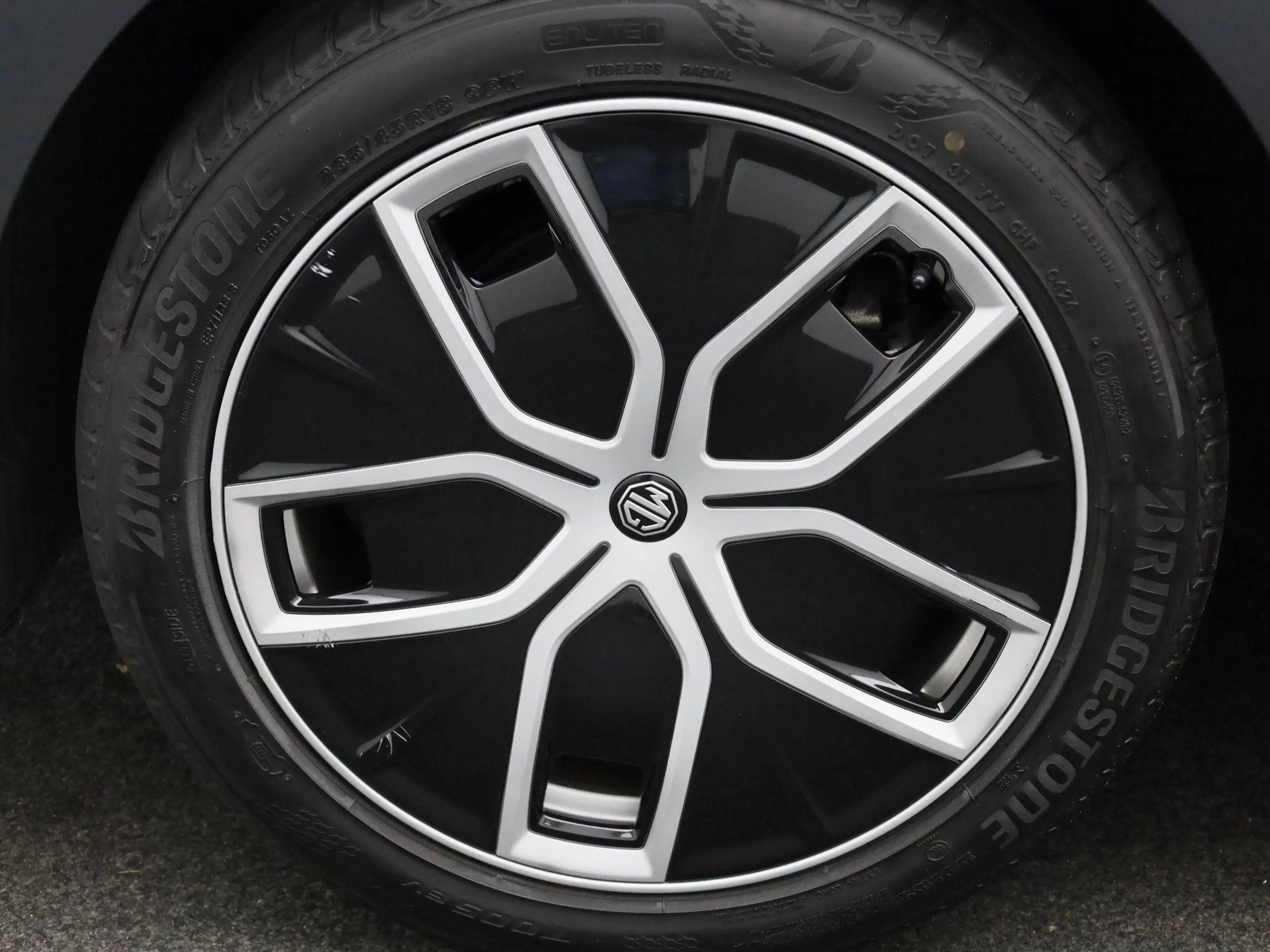 MG MG4 Luxury 64 kWh | 1e-EIG. | SoH 99,3 % | WLTP 435 KM — photo 15