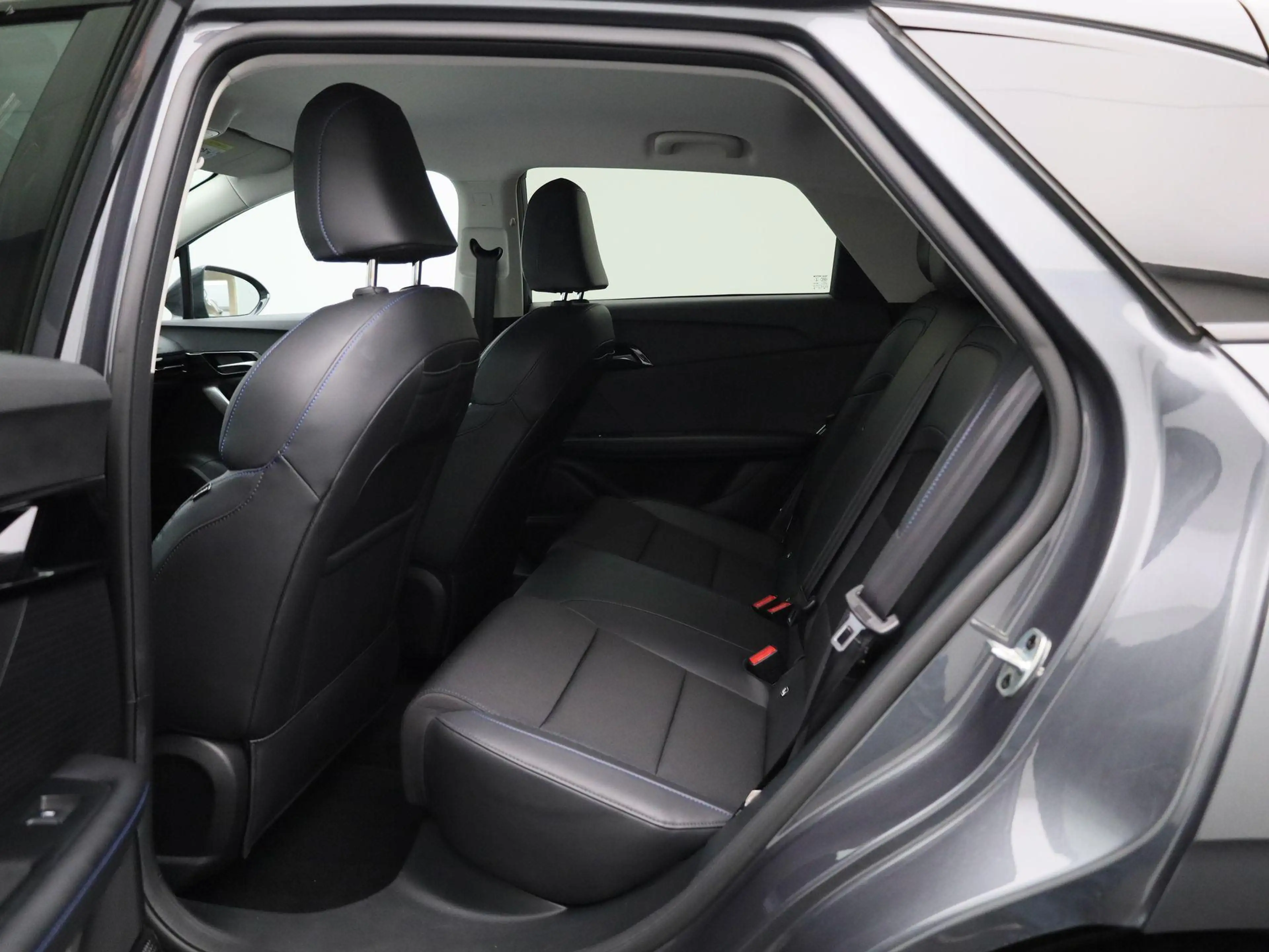 MG MG4 Luxury 64 kWh | 1e-EIG. | SoH 99,3 % | WLTP 435 KM — photo 11