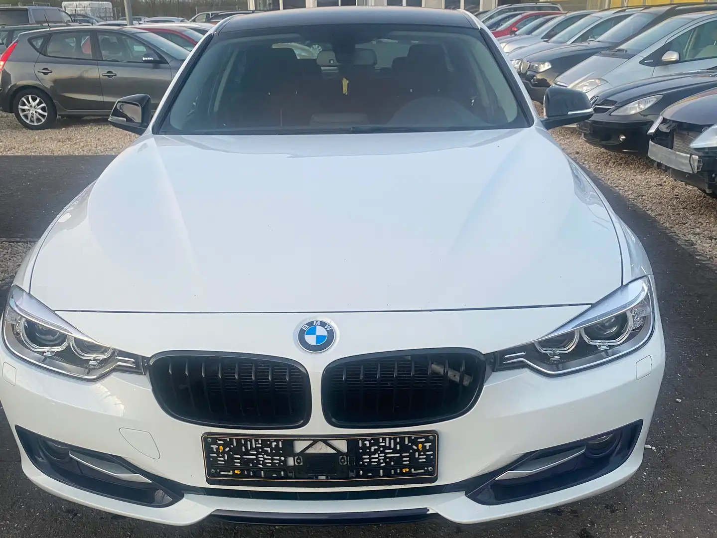 BMW 318 318 d Blanco - 1