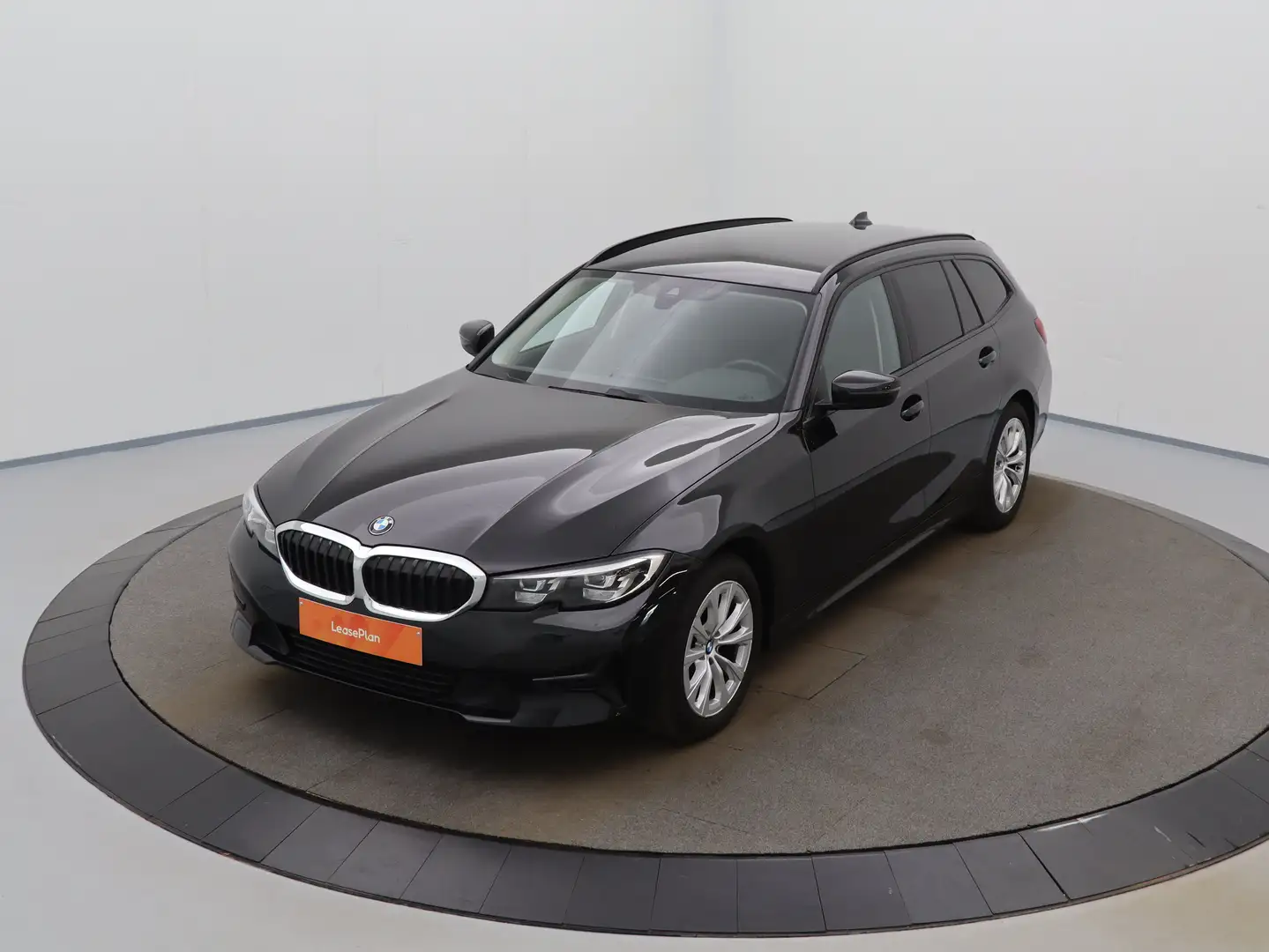 BMW 316 3 Touring 316dA MHEV Business LEDER/CUIR LED GPS P Zwart - 1