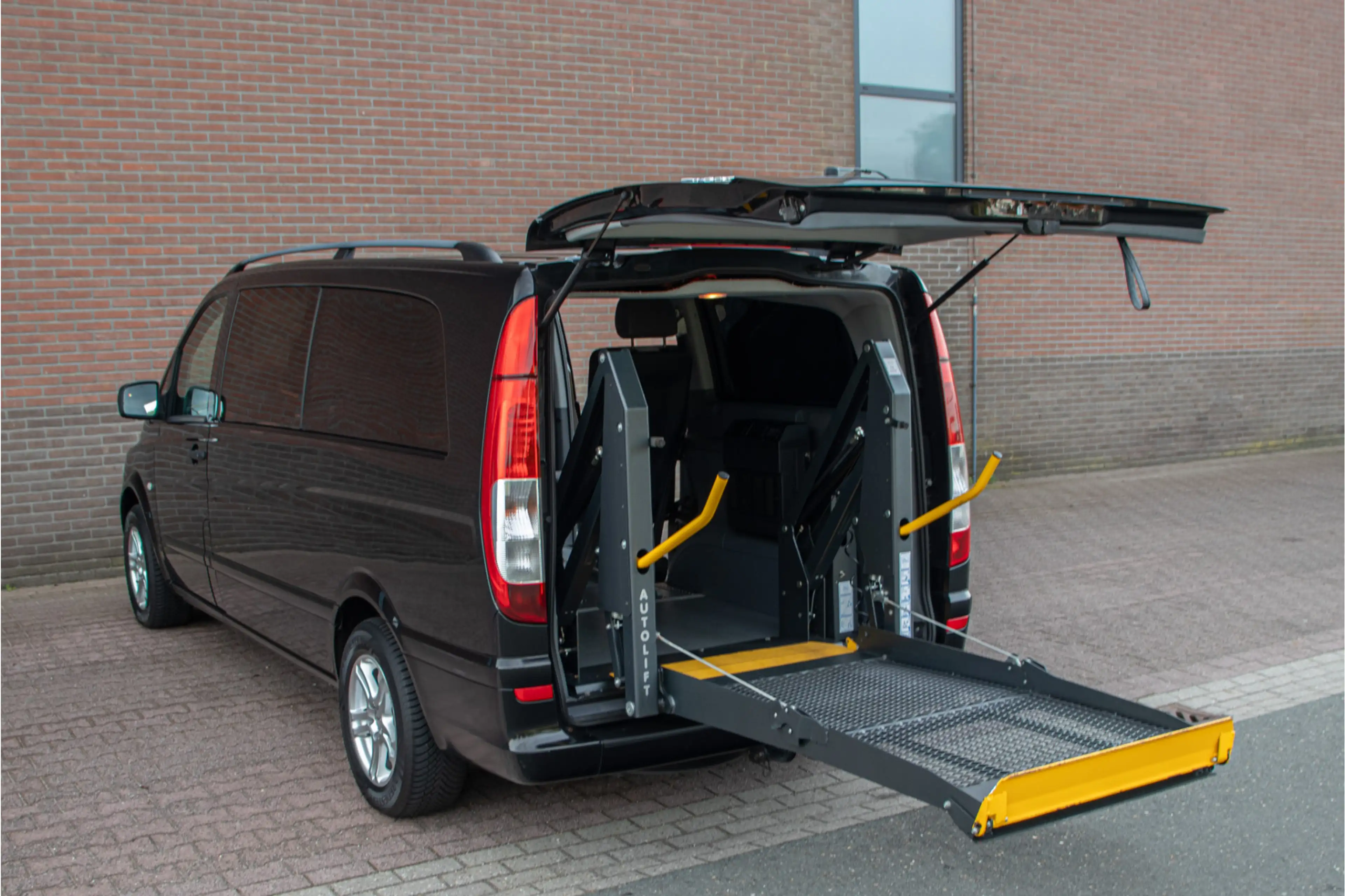 Mercedes-Benz Vito 115 CDI Automaat Rolstoelbus, Stoellift, Camera, W — photo 16
