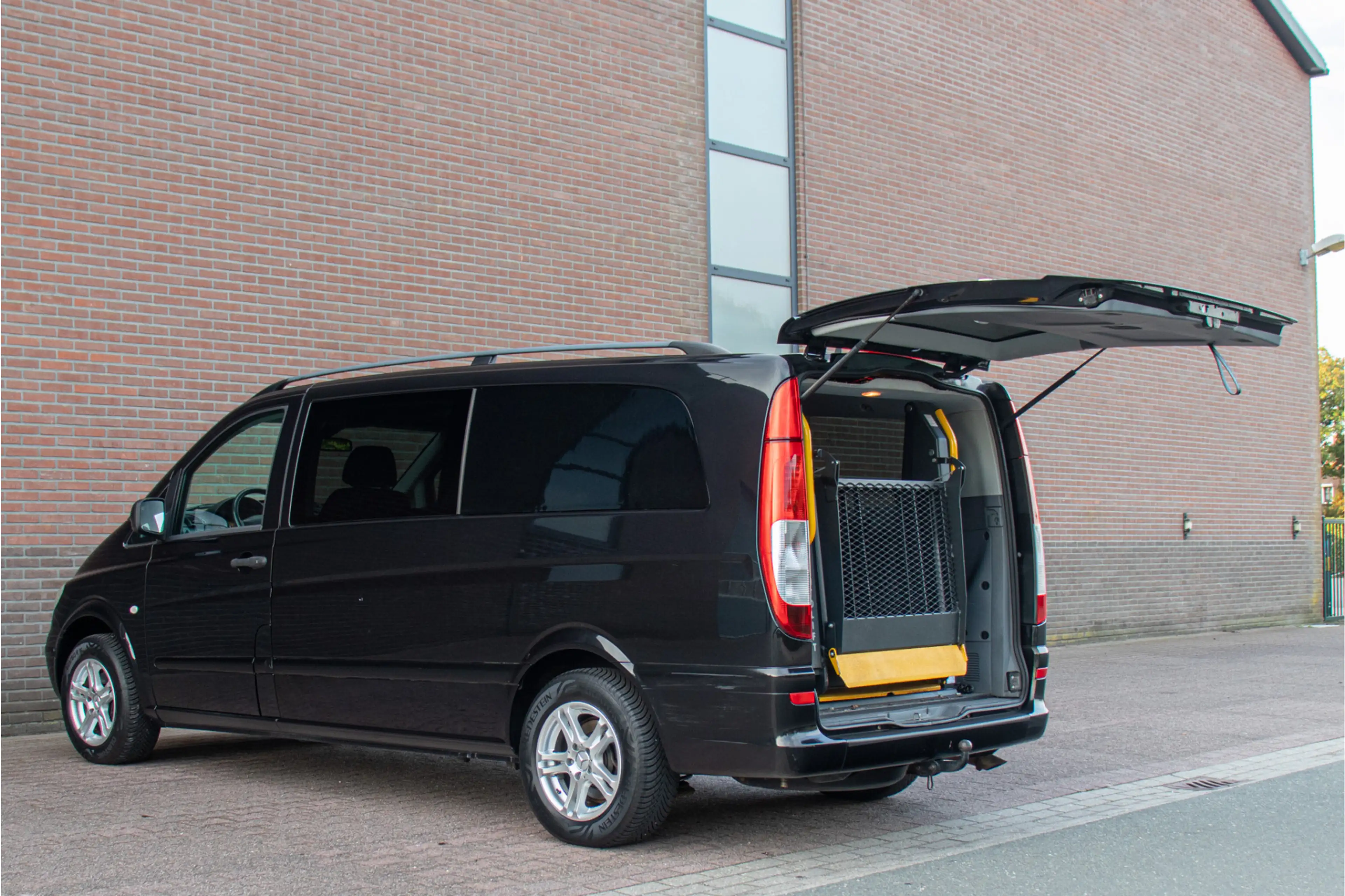 Mercedes-Benz Vito 115 CDI Automaat Rolstoelbus, Stoellift, Camera, W — photo 27