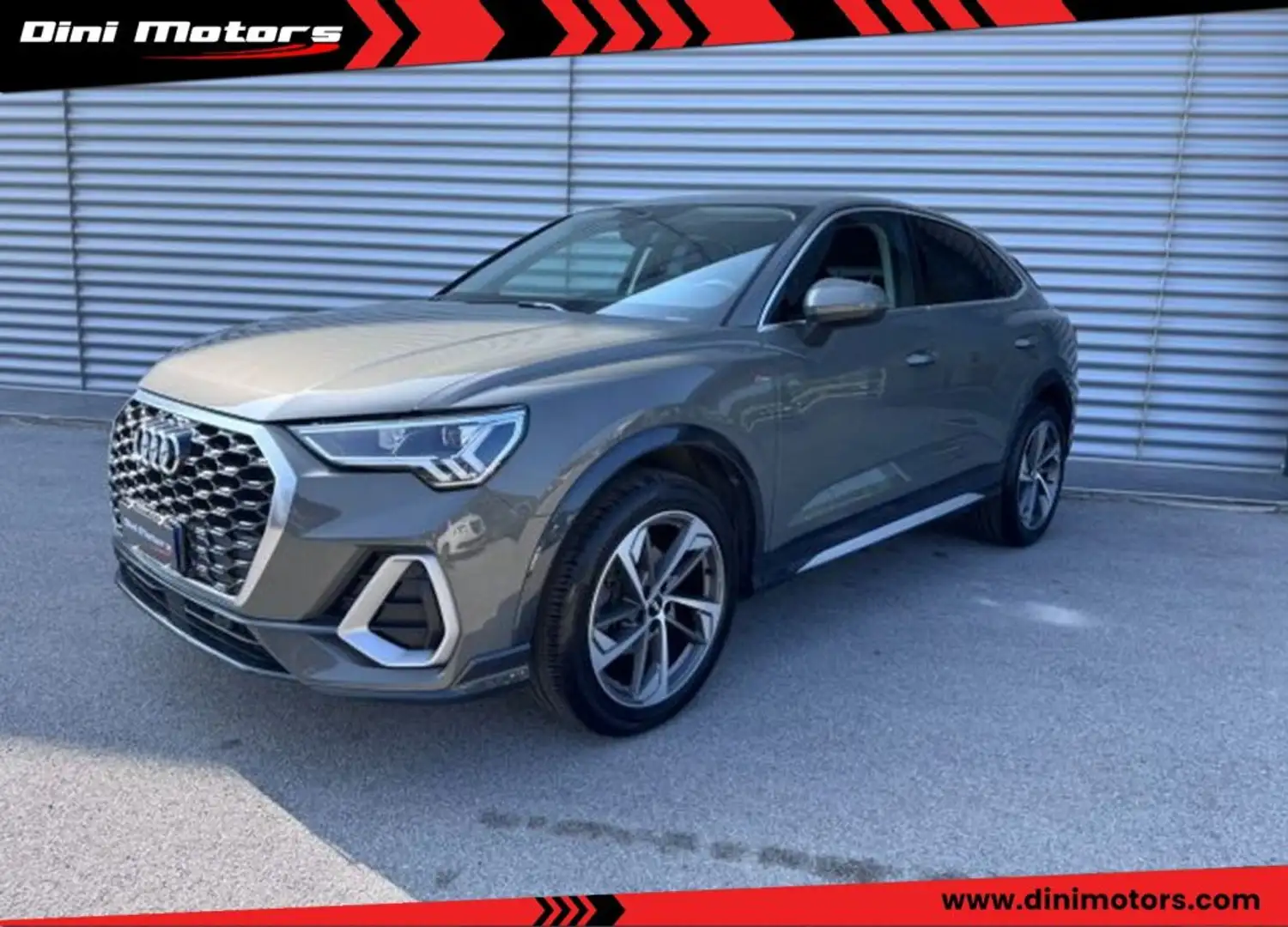 Audi Q3 SPB 35 TFSI S tronic S line edition s-line Grigio - 1