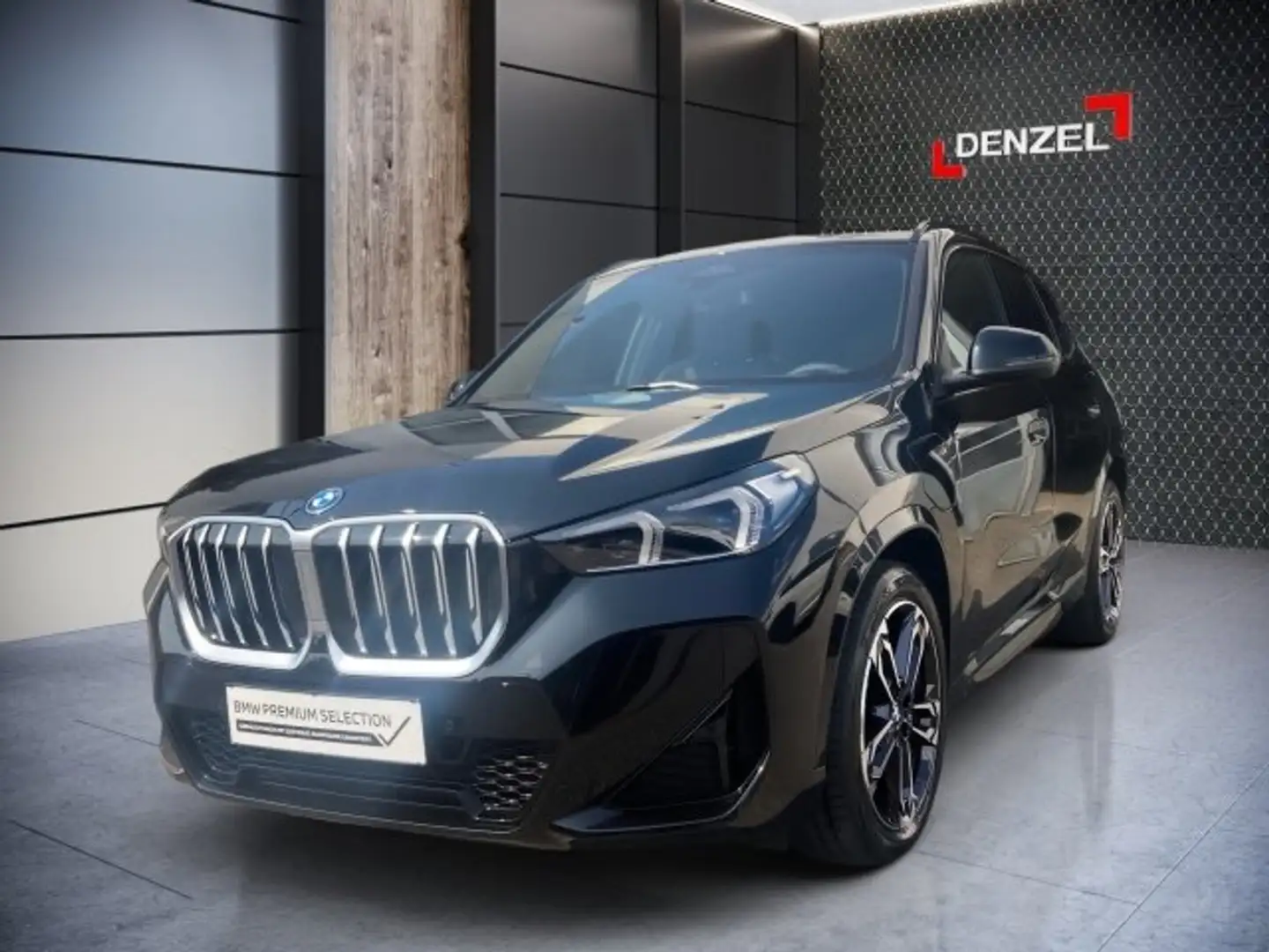 BMW X1 xDrive30e U11 XB2 Schwarz - 2