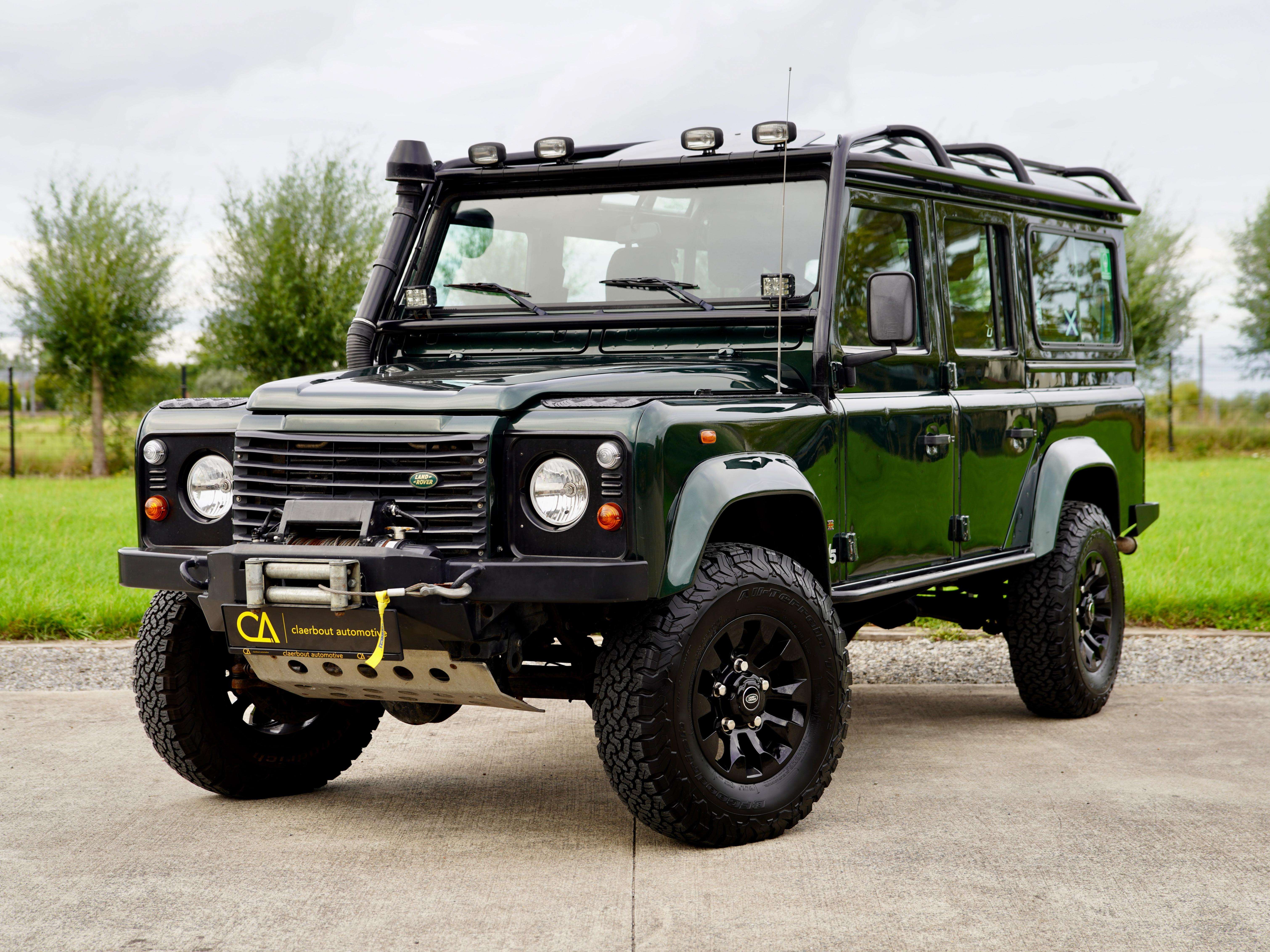 Land Rover Defender