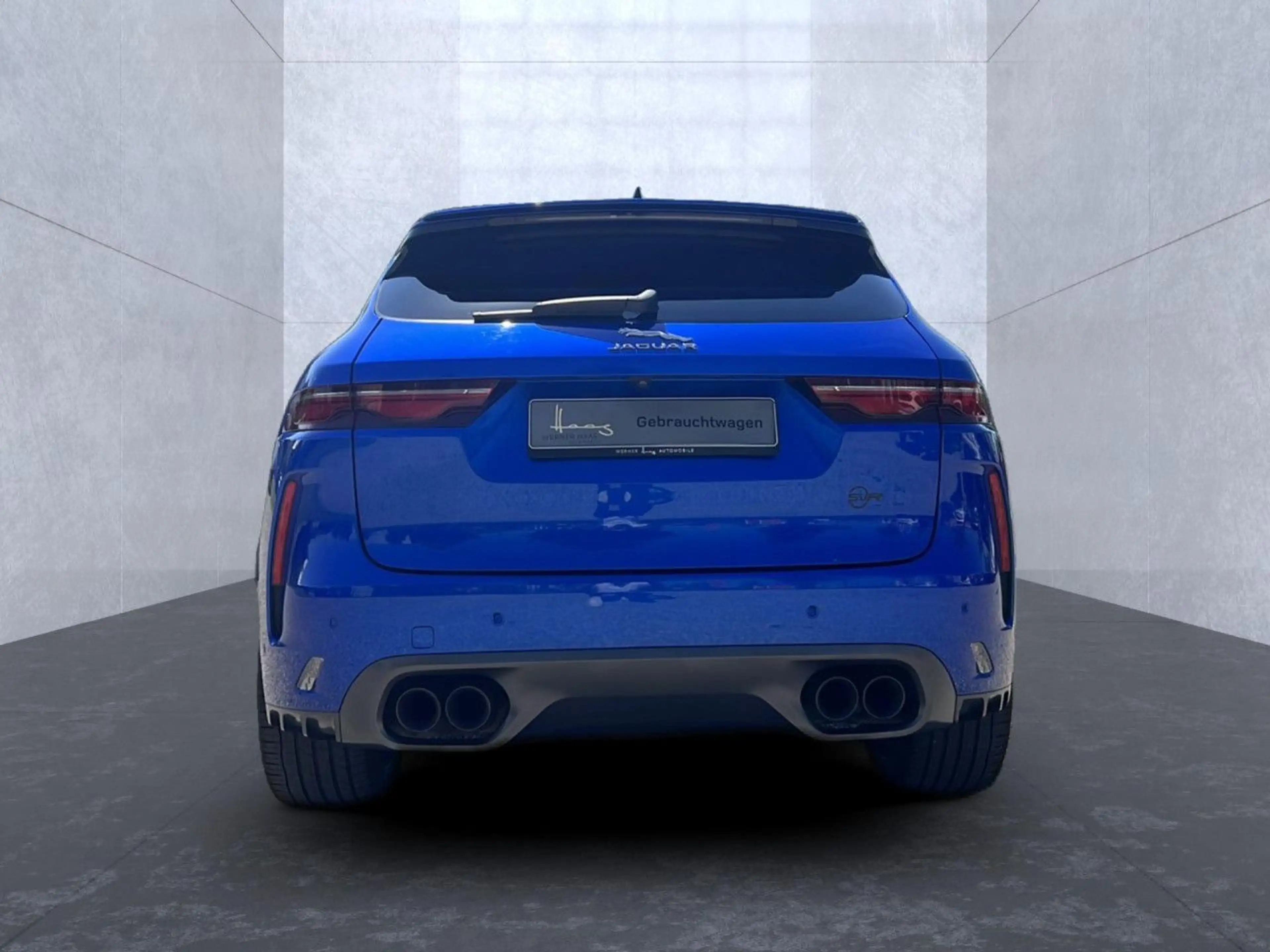 Jaguar F-Pace P550 AWD SVR — photo 7