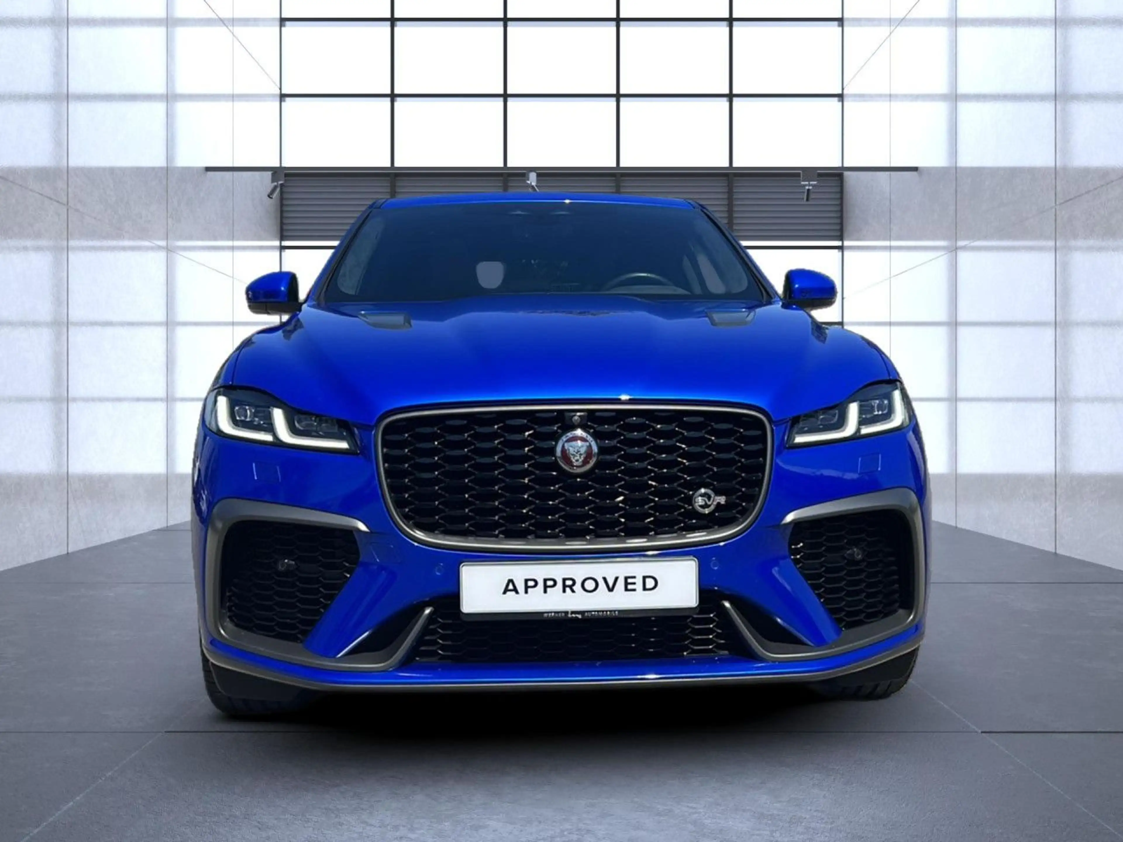 Jaguar F-Pace P550 AWD SVR — photo 5