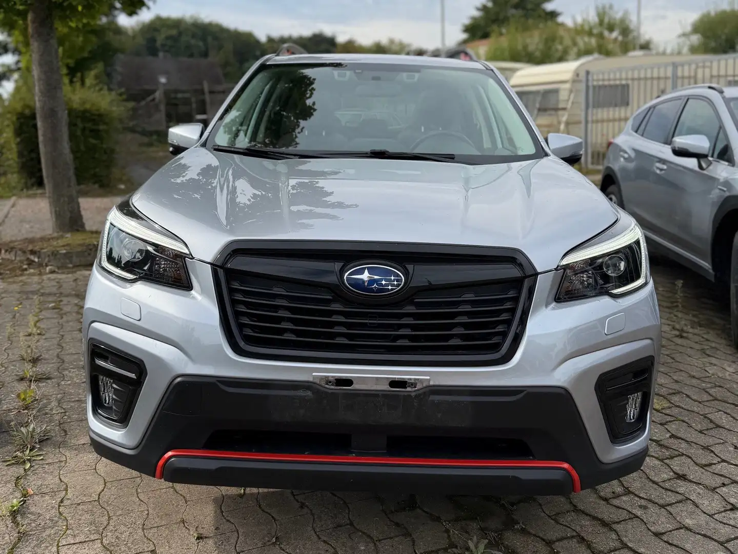 Subaru Forester Forester 2.0X Lineartronic Exclusive+ Silber - 2