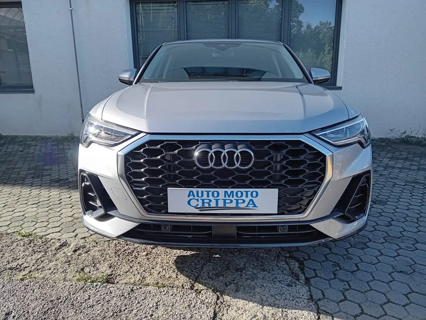 Audi Q3 SPB 45 TFSI e 150CV S-TRONIC BUSINESS PLUS Argento - 2