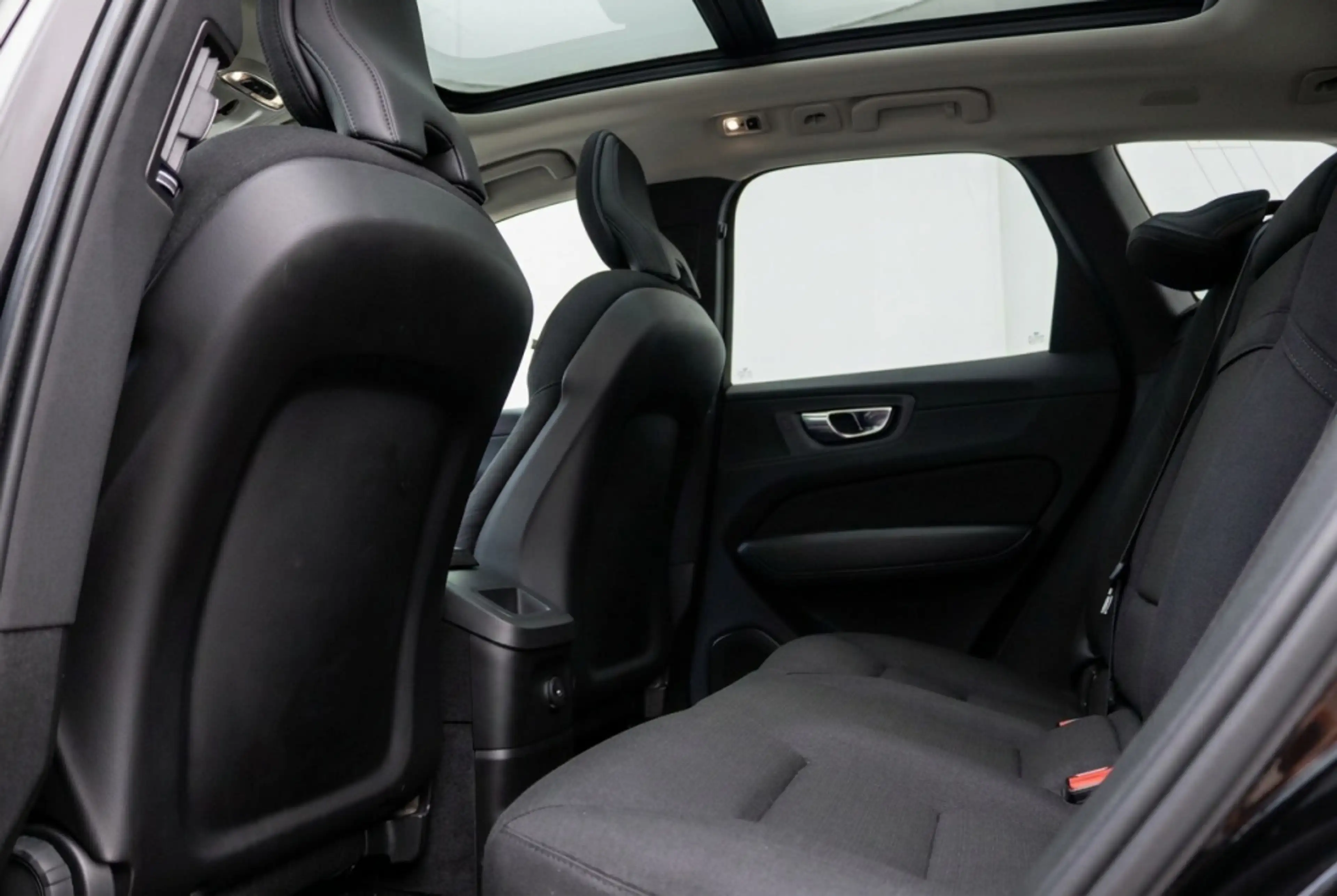 Volvo XC60 T6 Twin Engine AWD Inscription AWD Pano | Trekhaak — photo 11