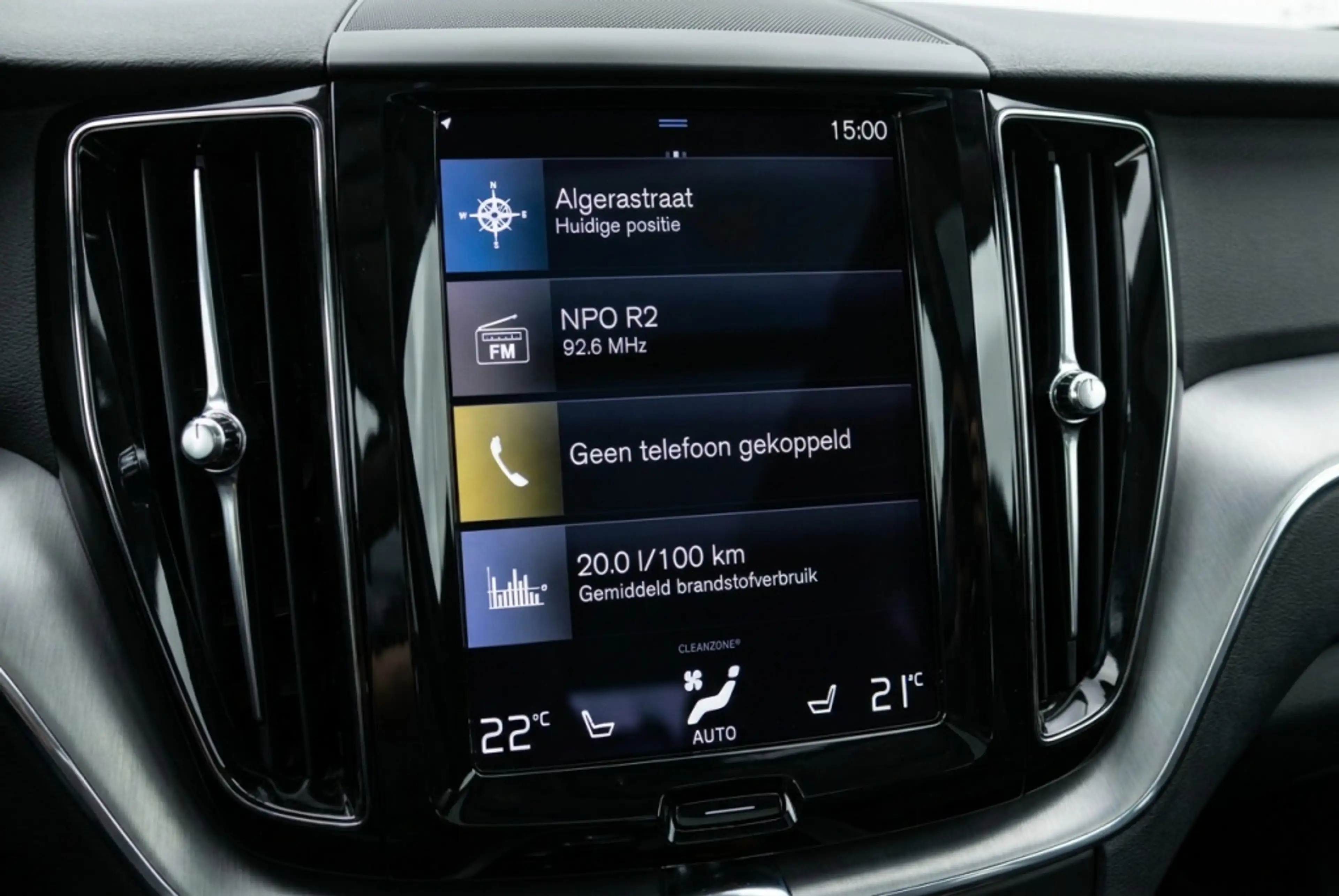 Volvo XC60 T6 Twin Engine AWD Inscription AWD Pano | Trekhaak — photo 17