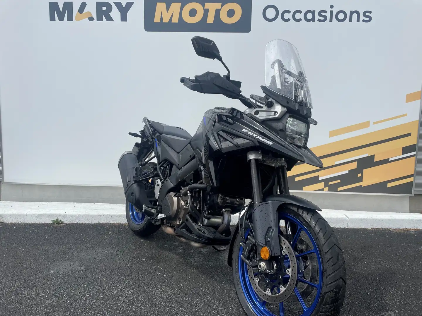 Suzuki V-Strom 1050 Noir - 2