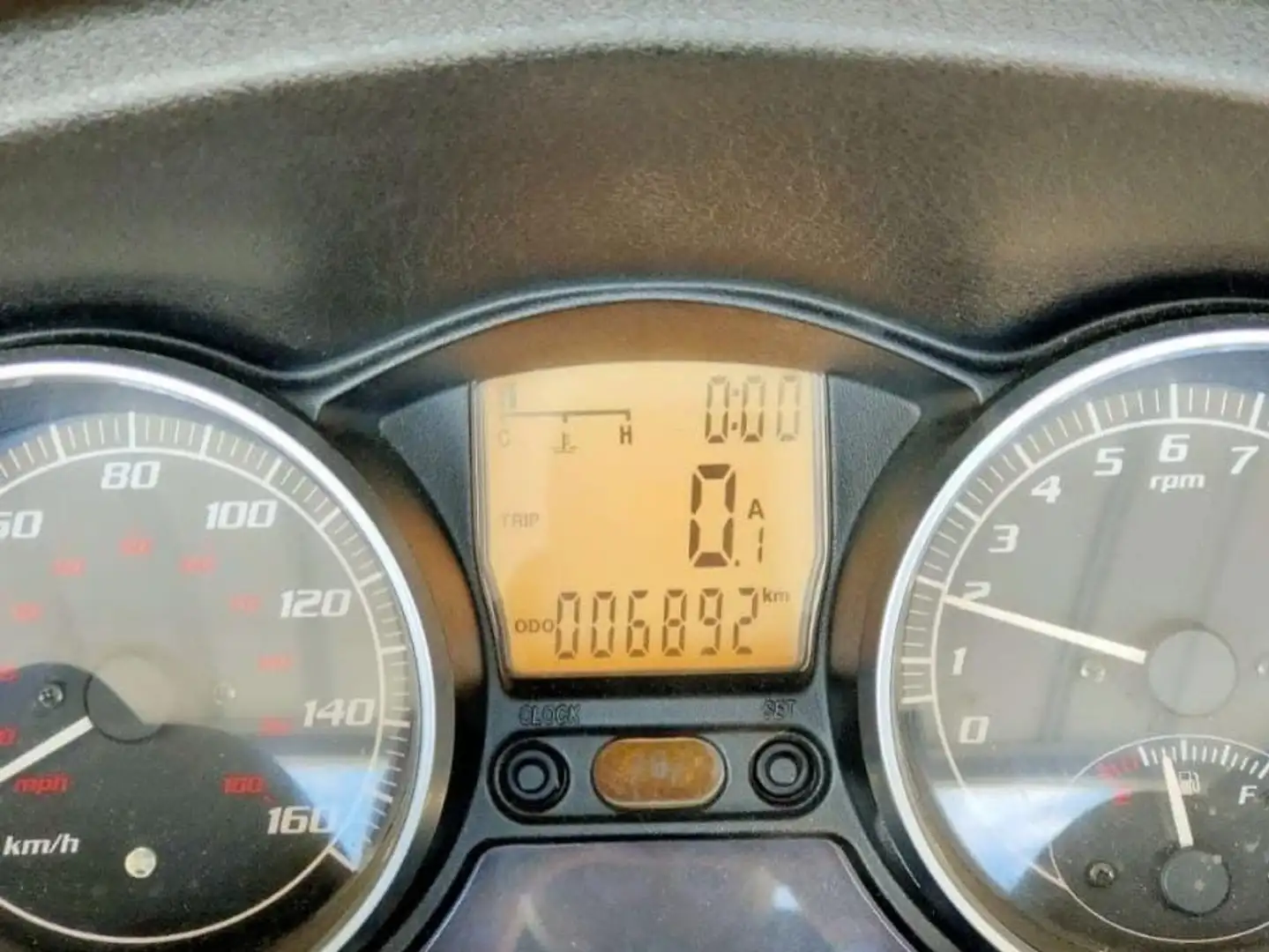 Piaggio MP3 250 Modrá - 2
