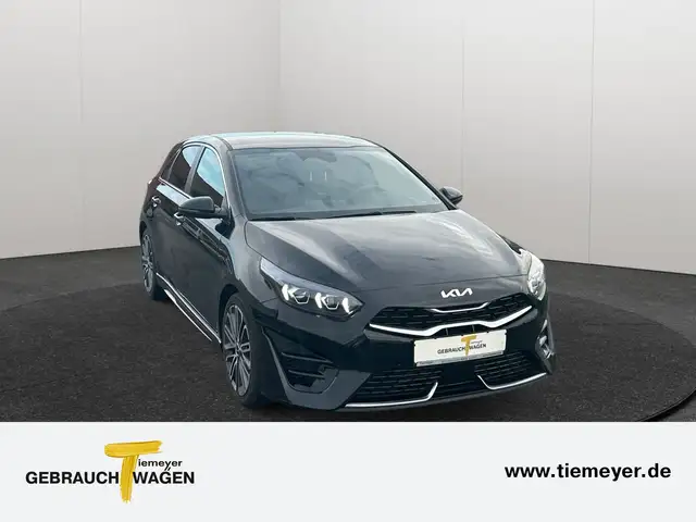 Kia Ceed view 3