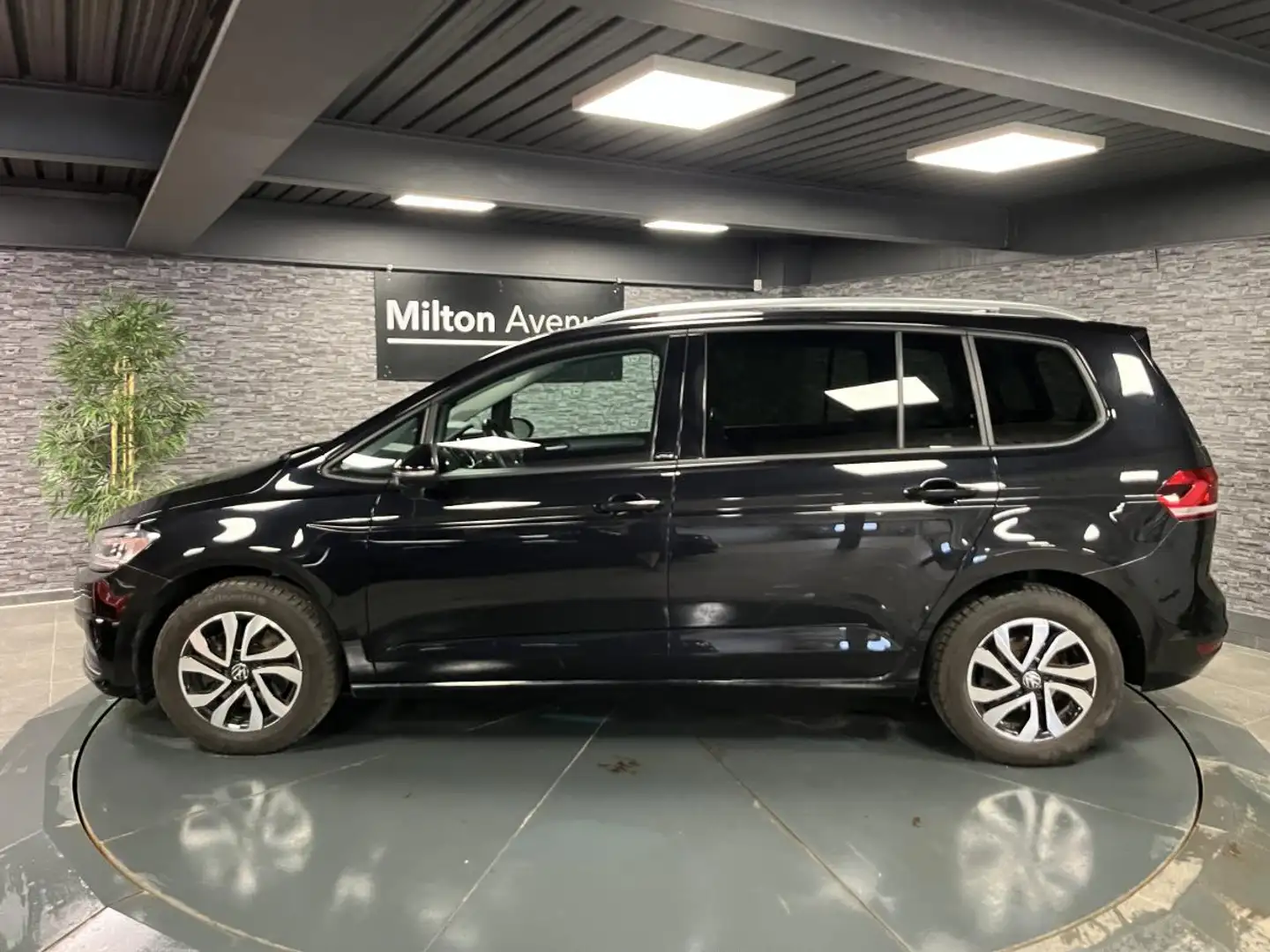 Volkswagen Touran Touran 2.0 16V TDI SCR - 150 - BV DSG 7 7pl Active Noir - 2