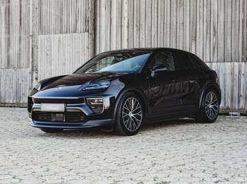 4 EV 100kwh/Pano/Bose/Lederpack/21"/Acc/Sportsound/Adaptieve luchtvering/Elek. laadklep/BTW/Privacy glass/Head-up