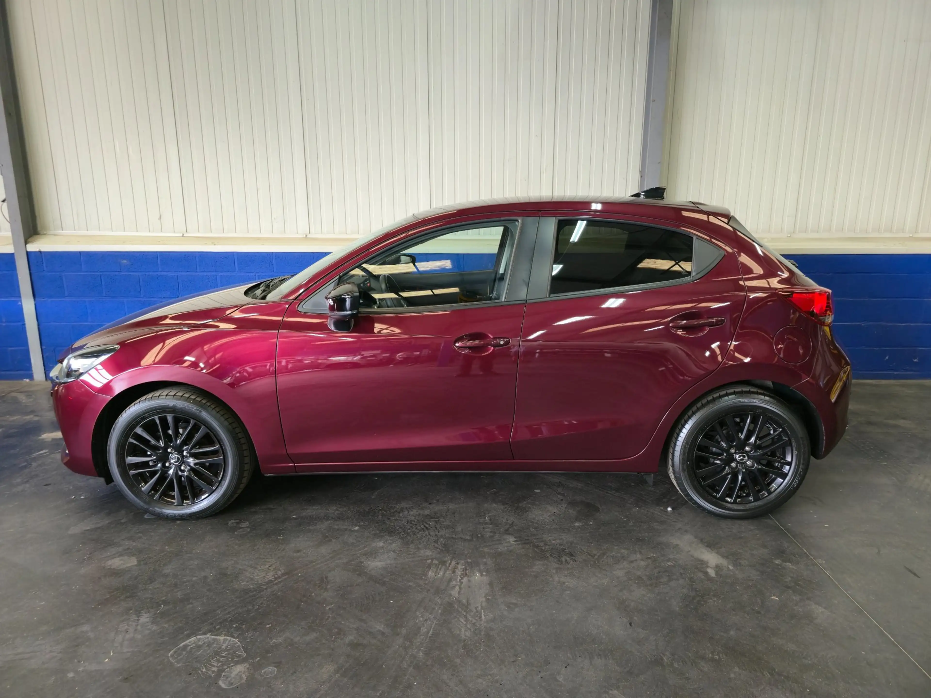Mazda 2 1.5 Skyactiv-G Luxury — photo 2
