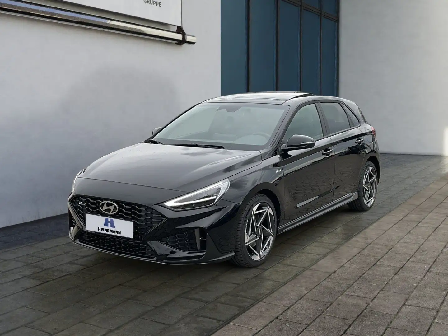 Hyundai i30 N-Line  (MY25) 1.5 T-GDI (140 PS) 48V 7-DCT  Sitz- Noir - 1