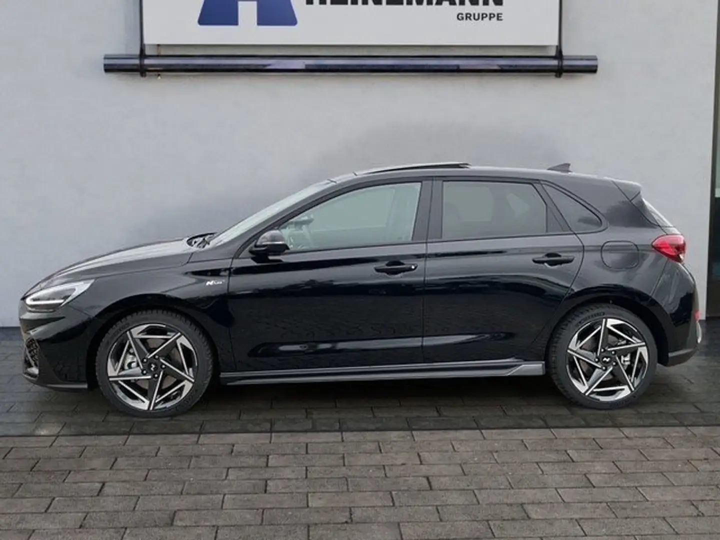 Hyundai i30 N-Line  (MY25) 1.5 T-GDI (140 PS) 48V 7-DCT  Sitz- Noir - 2