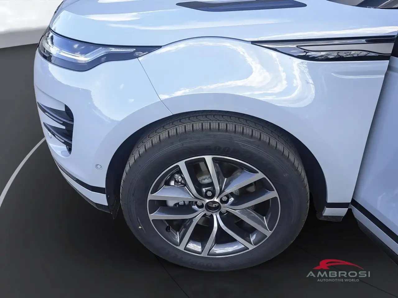 Land Rover Range Rover Evoque 2026 — фото 13