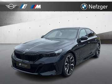 d xDrive Limousine M Sport RFK LED B&W