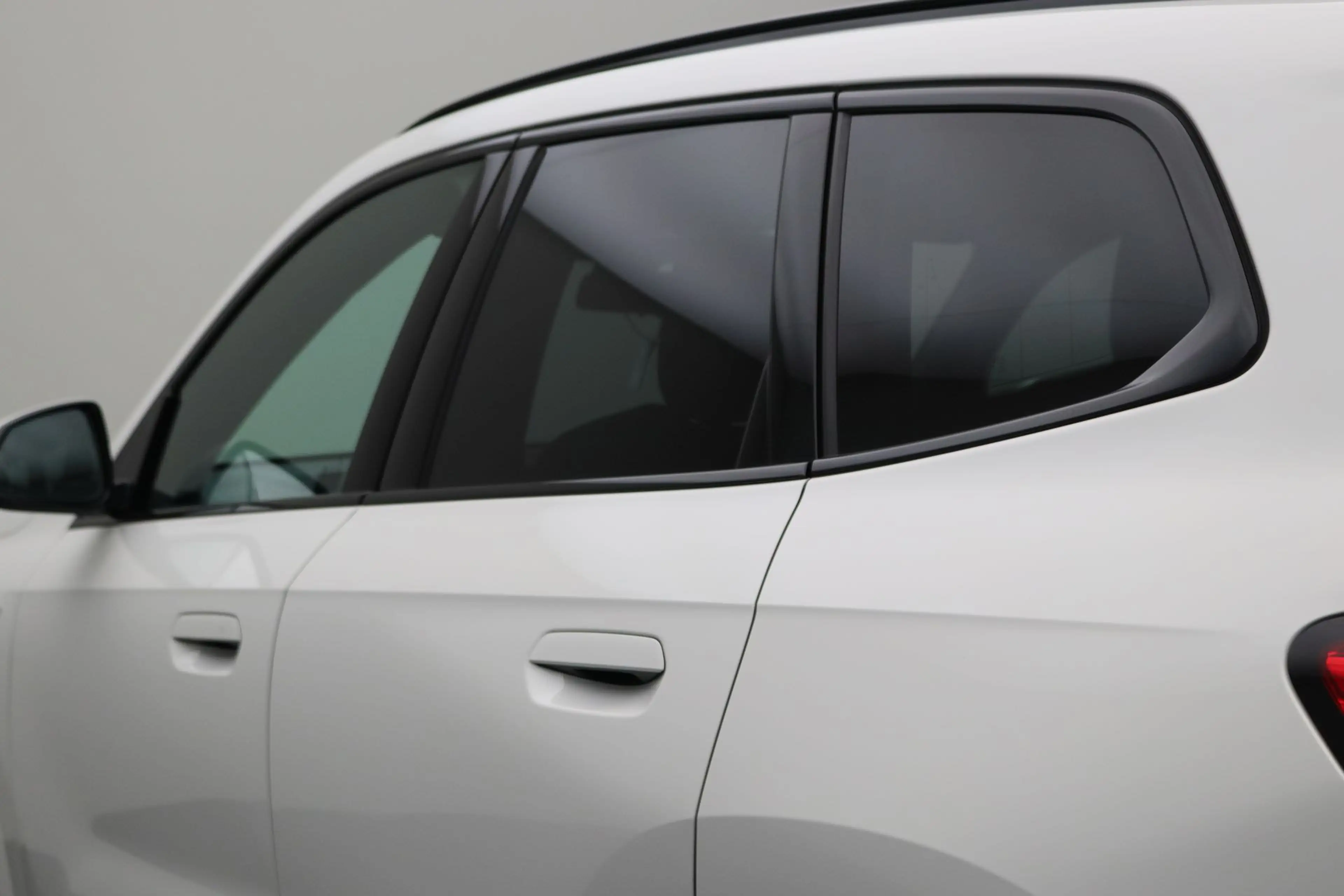 BMW iX1 xDrive30 67 kWh | Achteruitrijcamera |  Driving As — photo 4