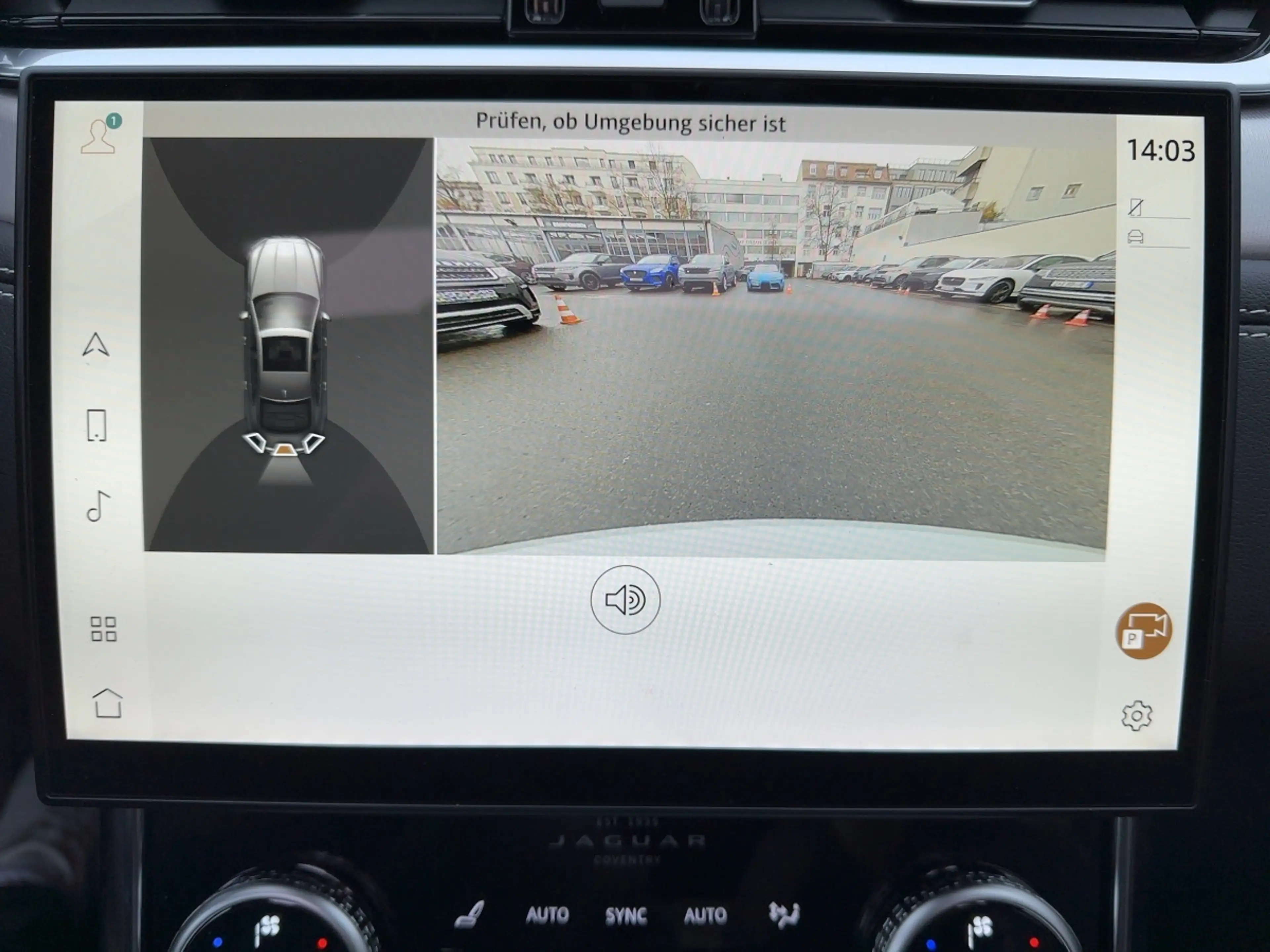 Jaguar XF Diesel D200 R-Dynamic SE WinterPak,Pano,20'' — photo 13
