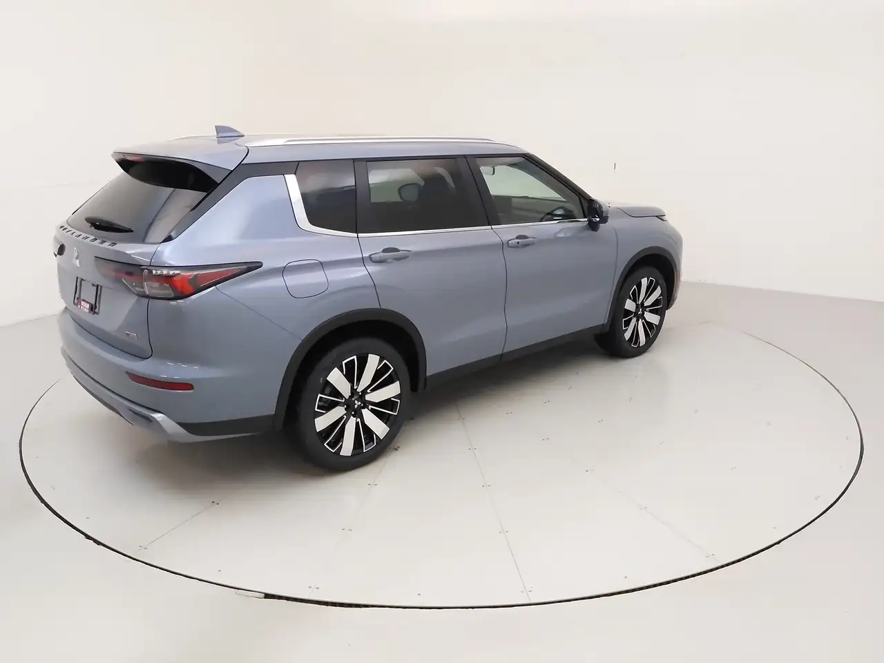 Mitsubishi Outlander снимка Mitsubishi Outlander