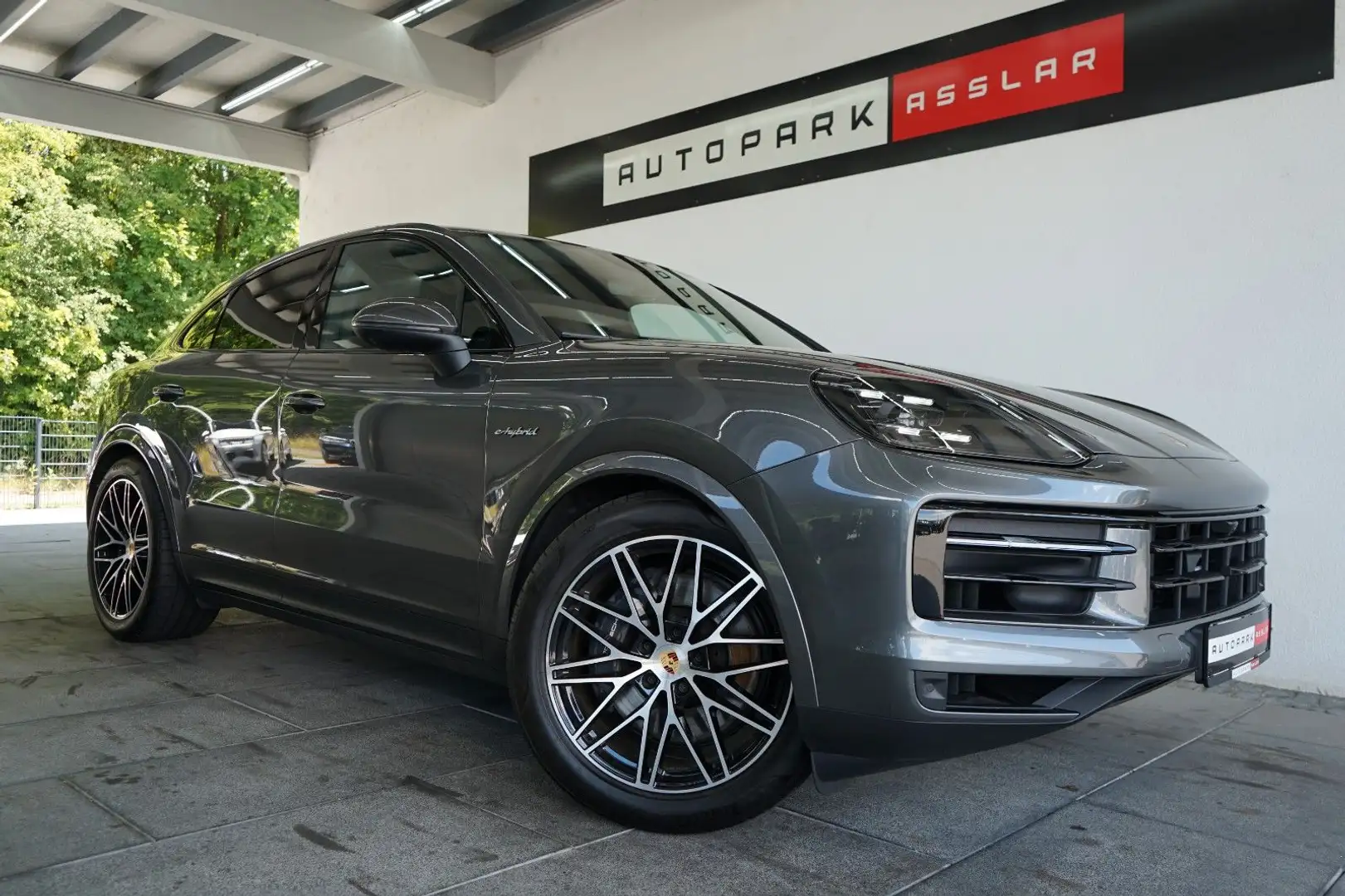 Porsche Cayenne Coupe E-Hybrid/LUFT/PANO/InnoDrive/BOSE/ Grijs - 1