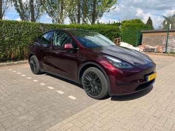 Model Y Grande Autonomie (Long Range)