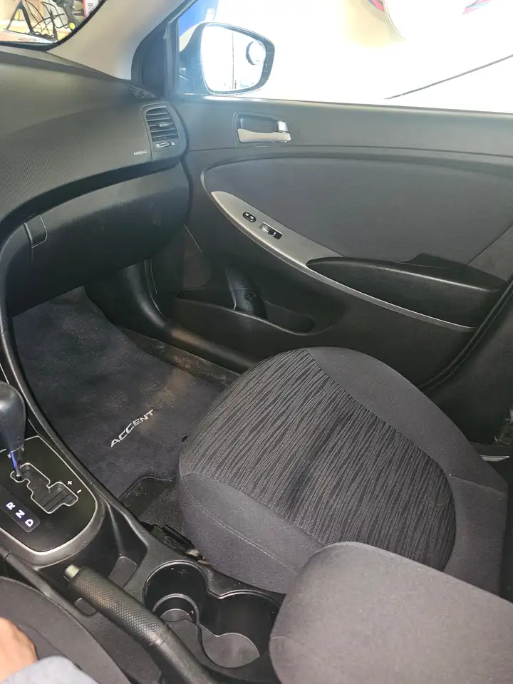 Hyundai ACCENT снимка Hyundai ACCENT