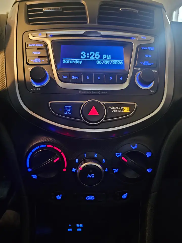 Hyundai ACCENT снимка Hyundai ACCENT