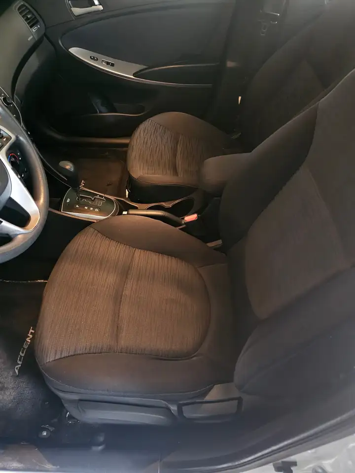 Hyundai ACCENT снимка Hyundai ACCENT