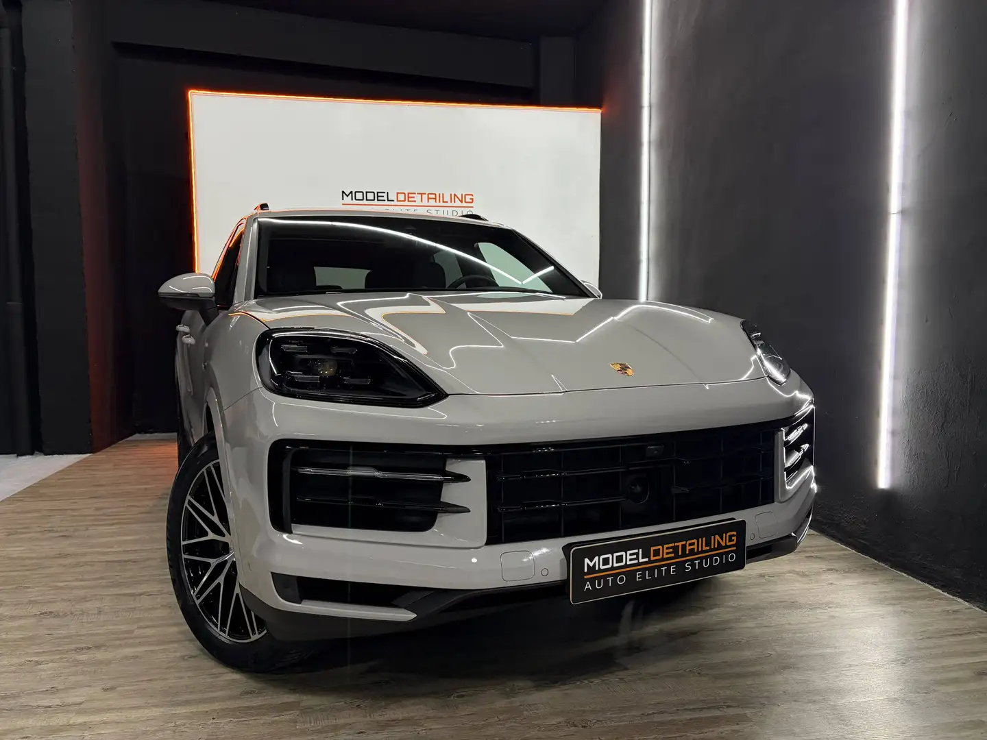 Porsche Cayenne Cayenne E-Hybrid Aut. Gris - 2