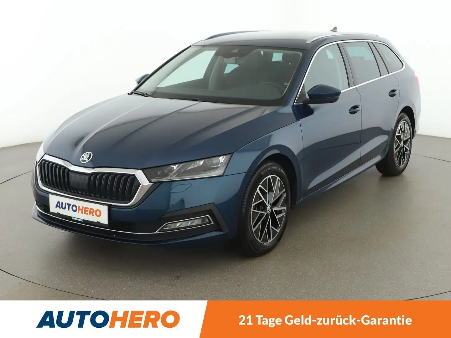 Skoda Octavia 2.0 TDI Style Aut. *LED*NAVI*CAM*SPUR*ACC* Azul - 1