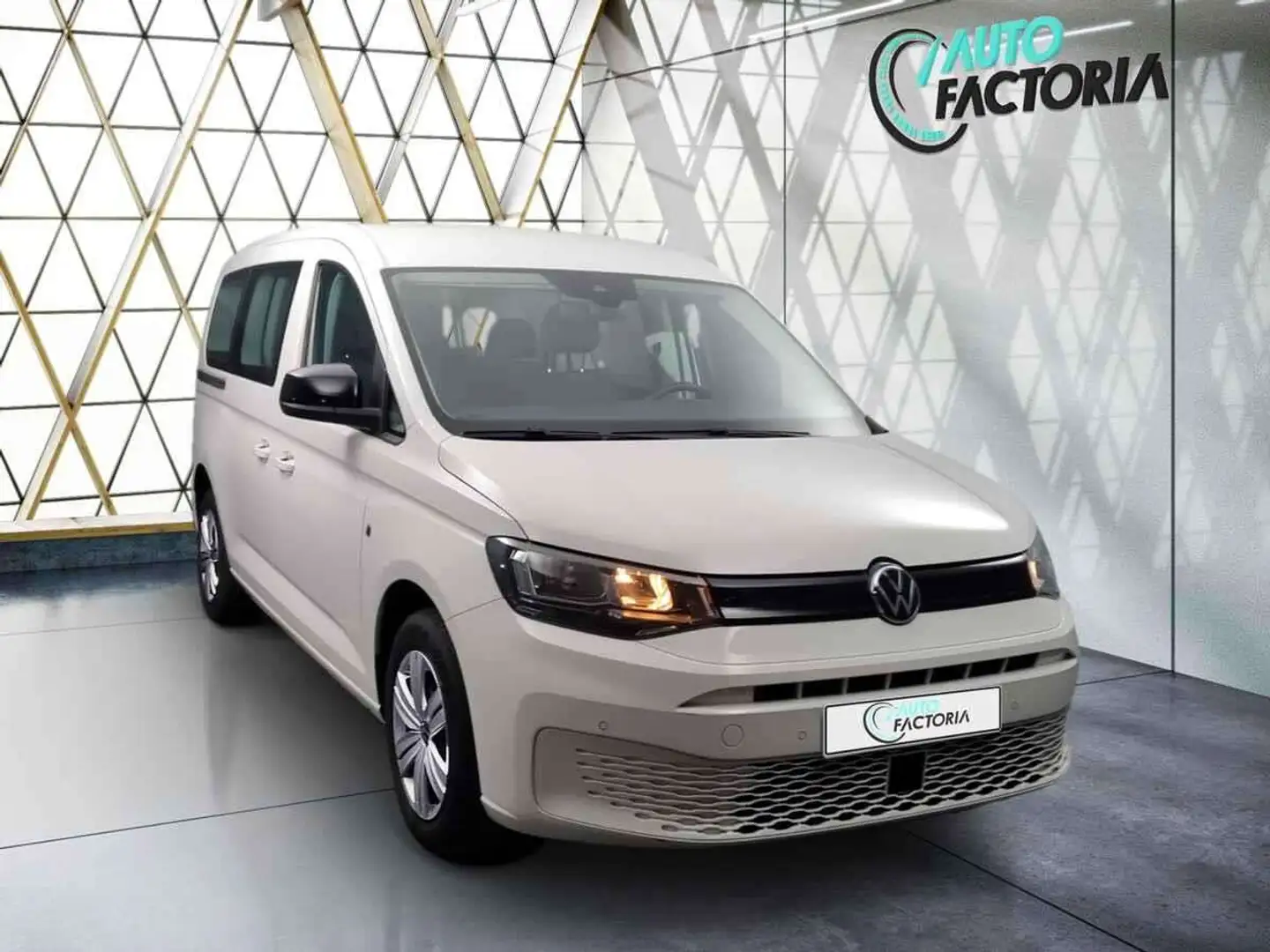 Volkswagen Caddy Maxi -32% 2.0TDI 102cv 7PL+MIRRORLINK+CAM Beige - 2