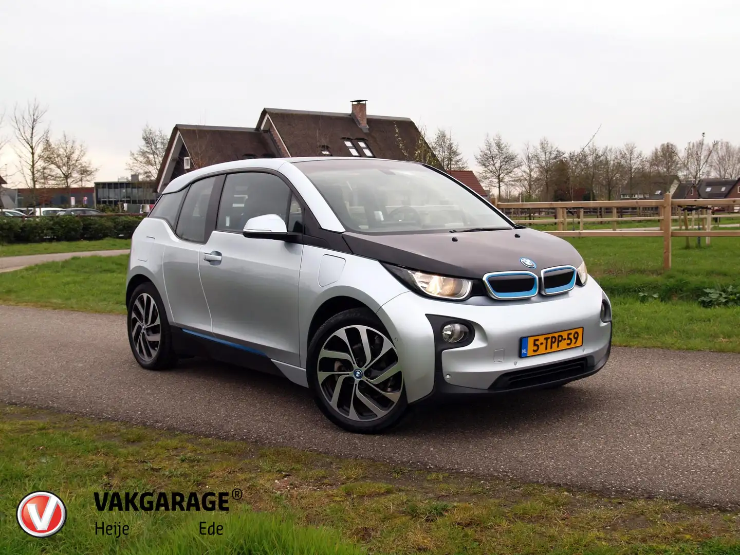 BMW i3 Range Extender | Camera | Bluetooth | Navi | Cruis Grijs - 1