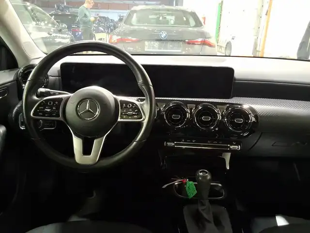 Mercedes-Benz A view 6
