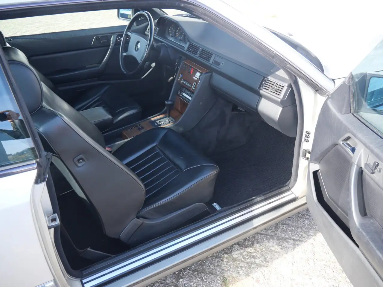 Mercedes-Benz CE 200 200-500 (W124) 300 46.000km !!! Airco Leder, foto 6