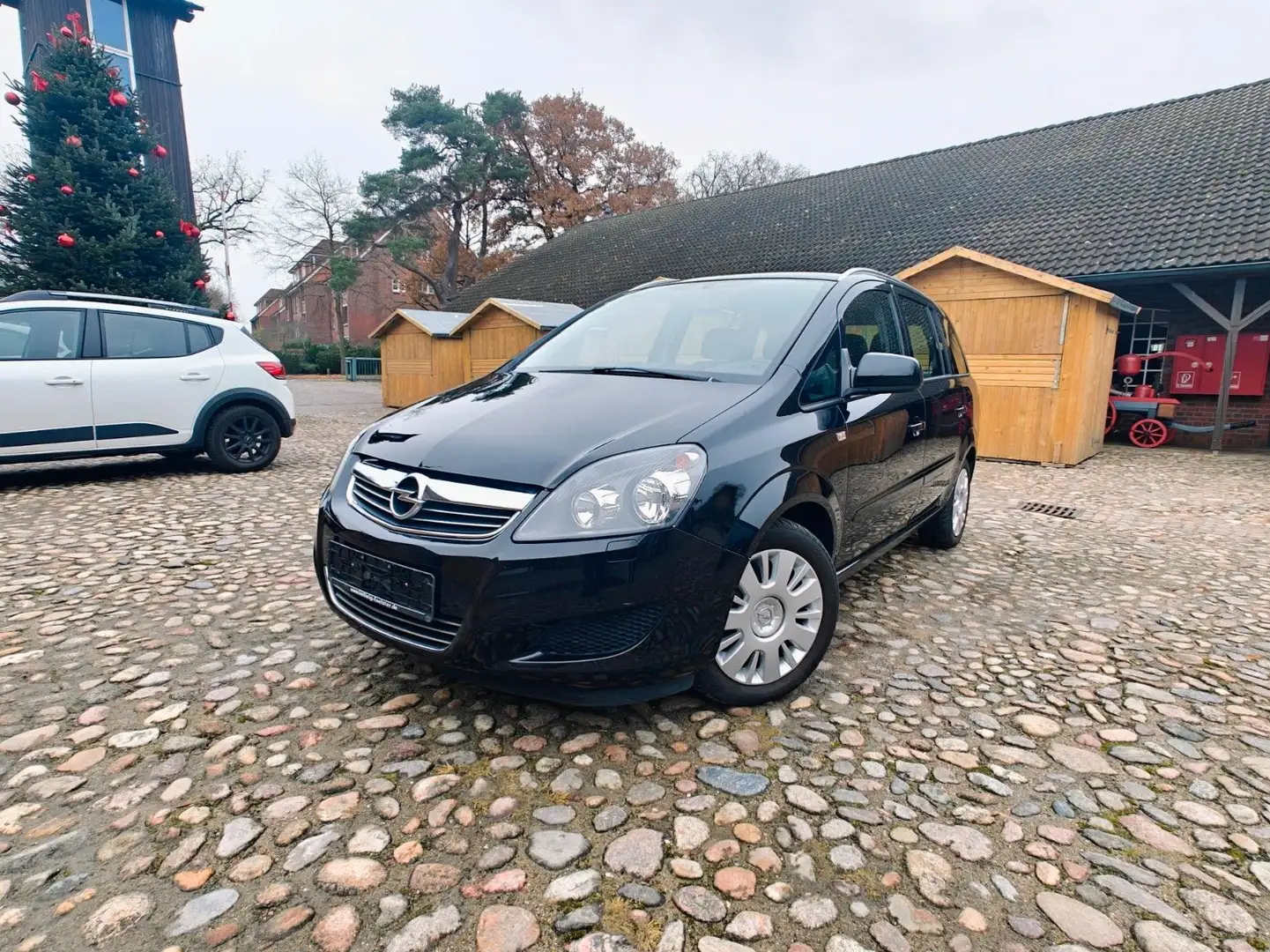 Opel Zafira B 1,8 Family / 2 Hand  / 7 sitzer Schwarz - 1
