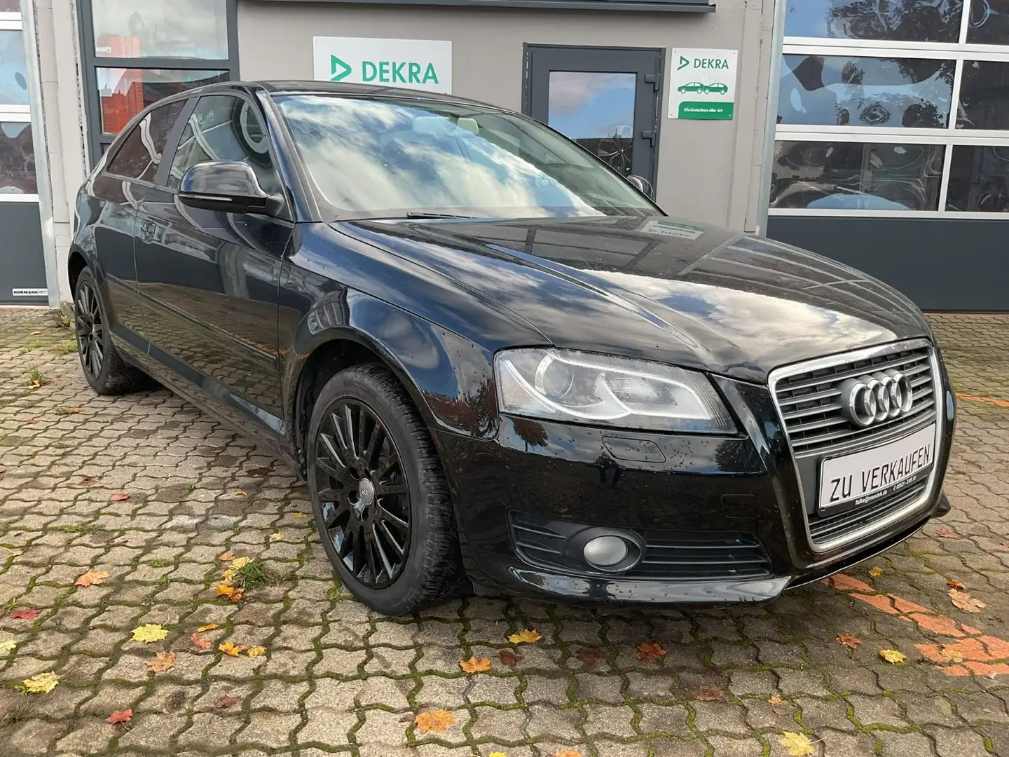Audi A3 1.4 TFSI Attraction Schwarz - 1