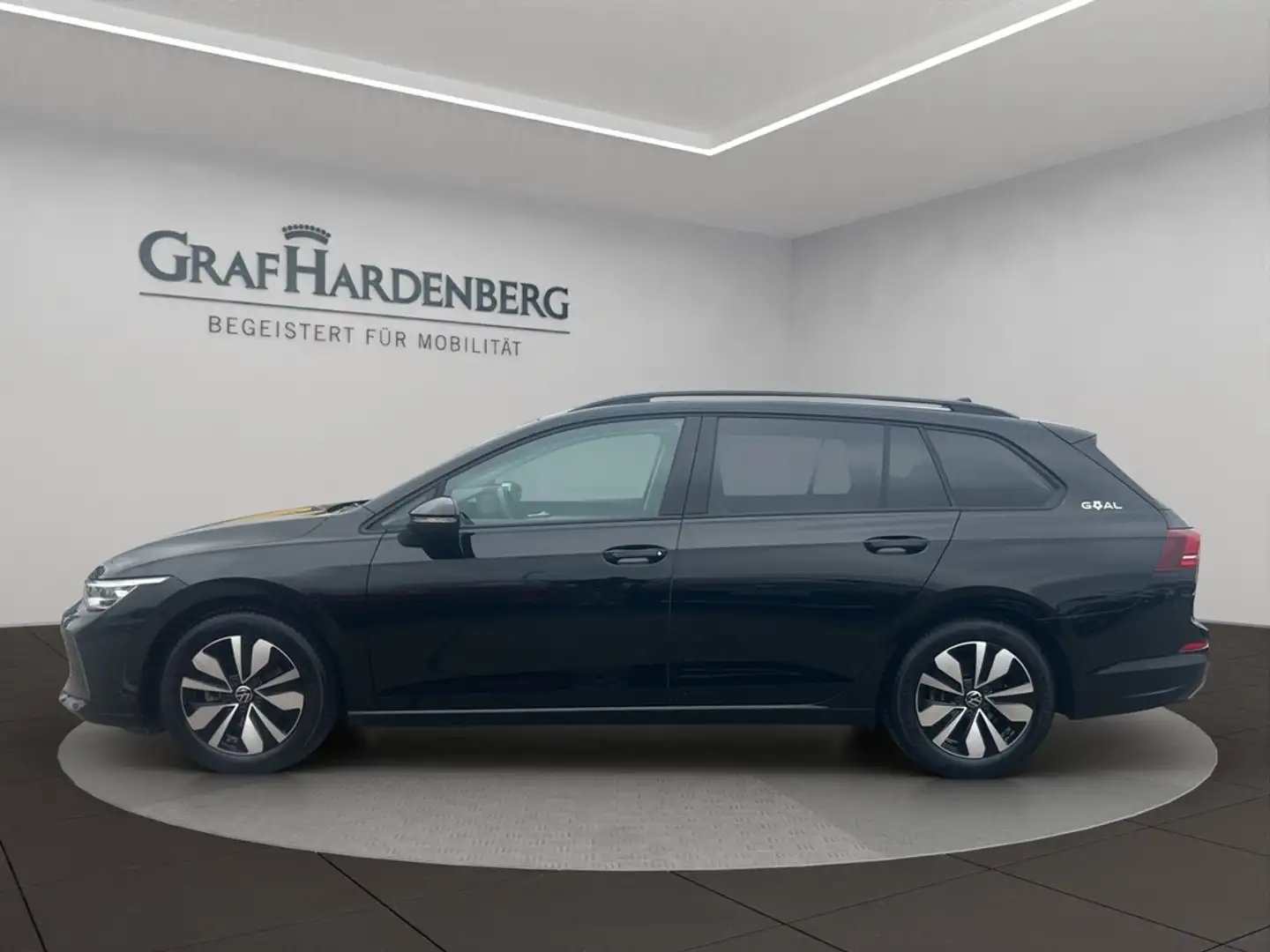 Volkswagen Golf VIII Variant 1.5 eTSI DSG Goal AHK RFK ACC Schwarz - 2