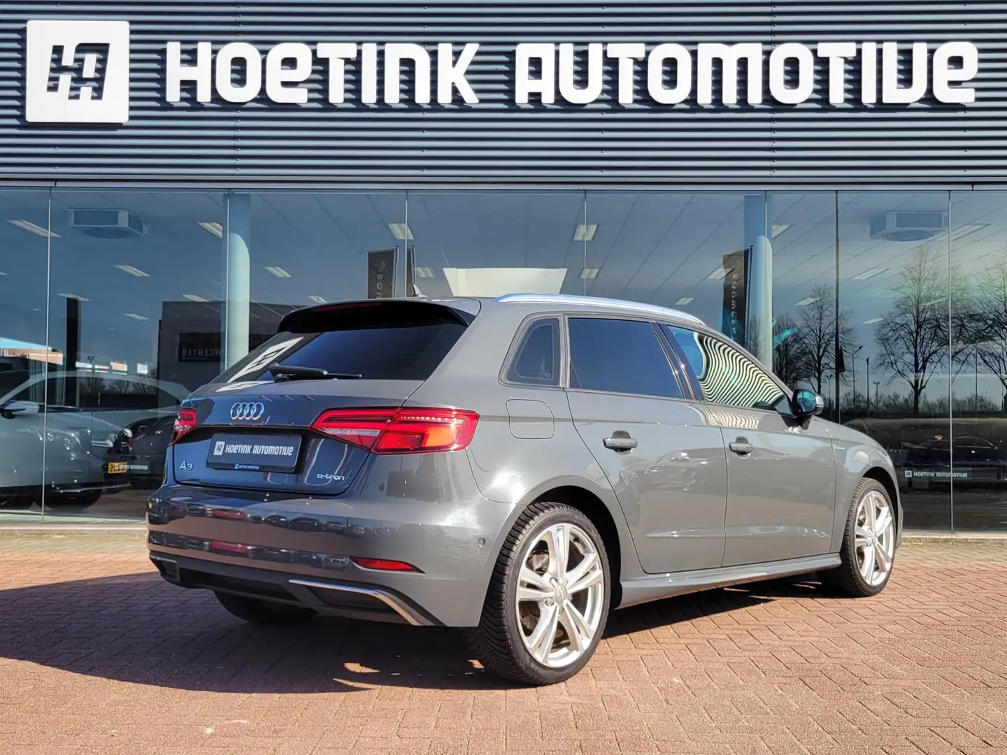 Audi A3 Sportback 1.4 e-tron Sport | Virtual | LED | Adapt Grijs - 2