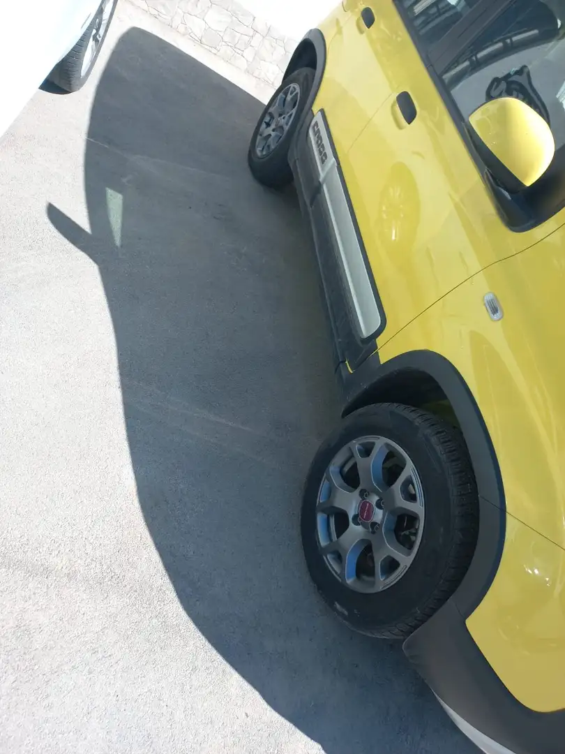 Fiat Panda 1.3 mjt 16v Cross 4x4 80cv Amarillo - 2
