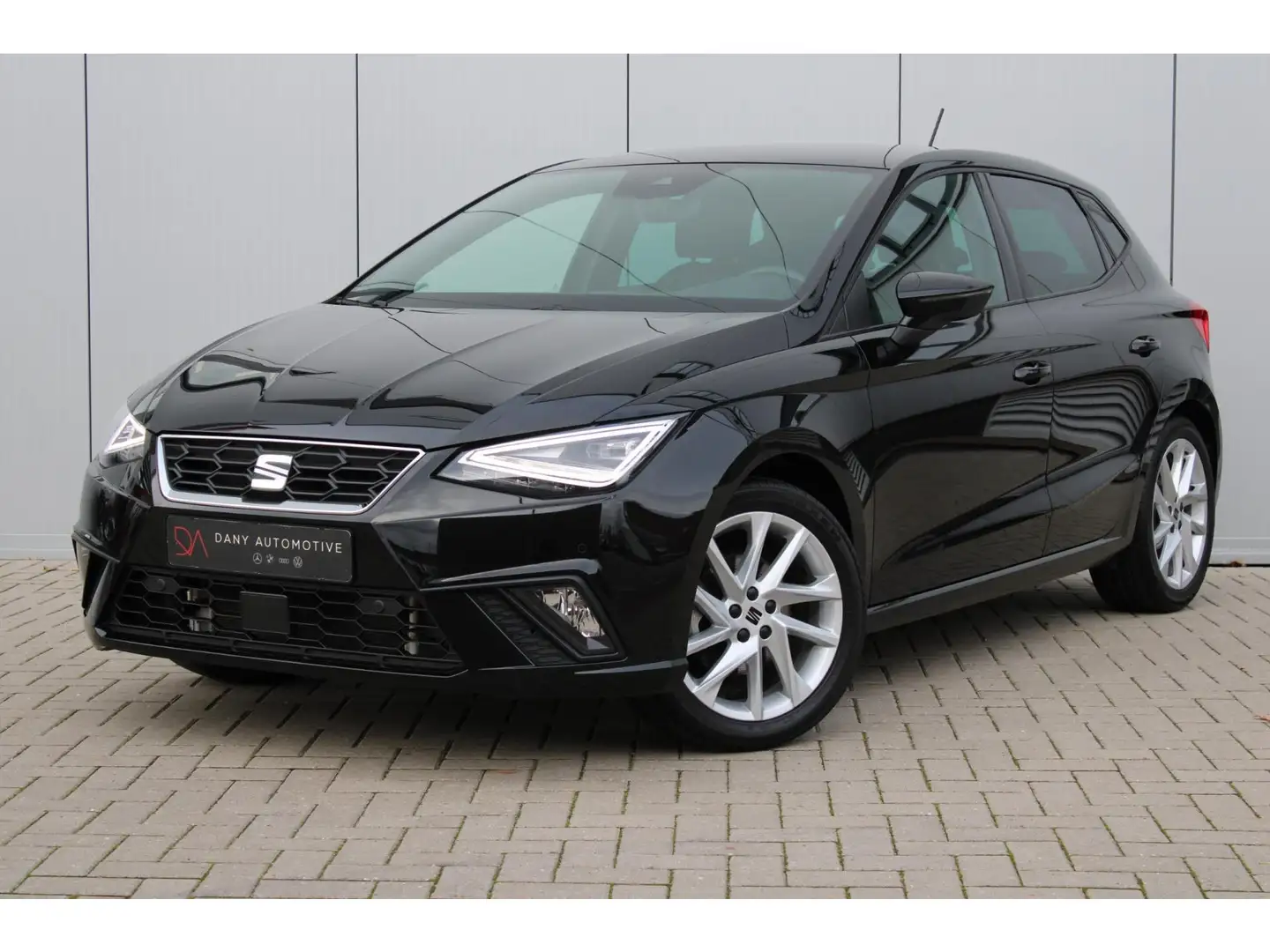 SEAT Ibiza 1.0 TSI FR VIRTUAL I CARPLAY I KEYLESS I ACC I SFE Schwarz - 1