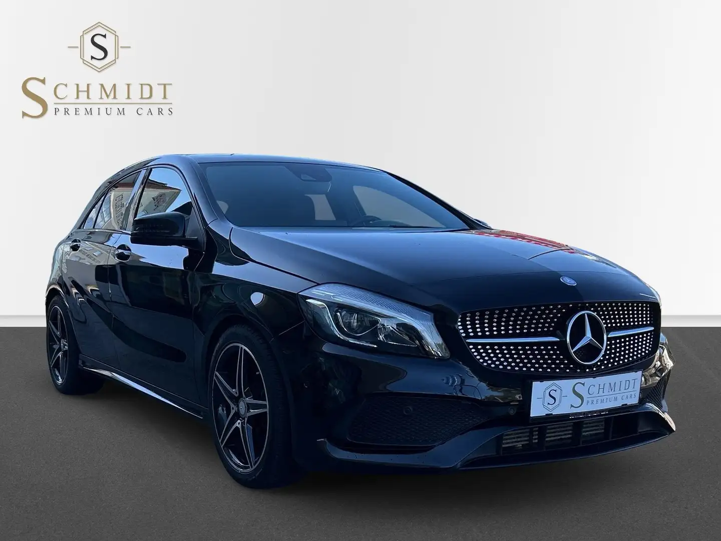 Mercedes-Benz A 200 d Schwarz - 2