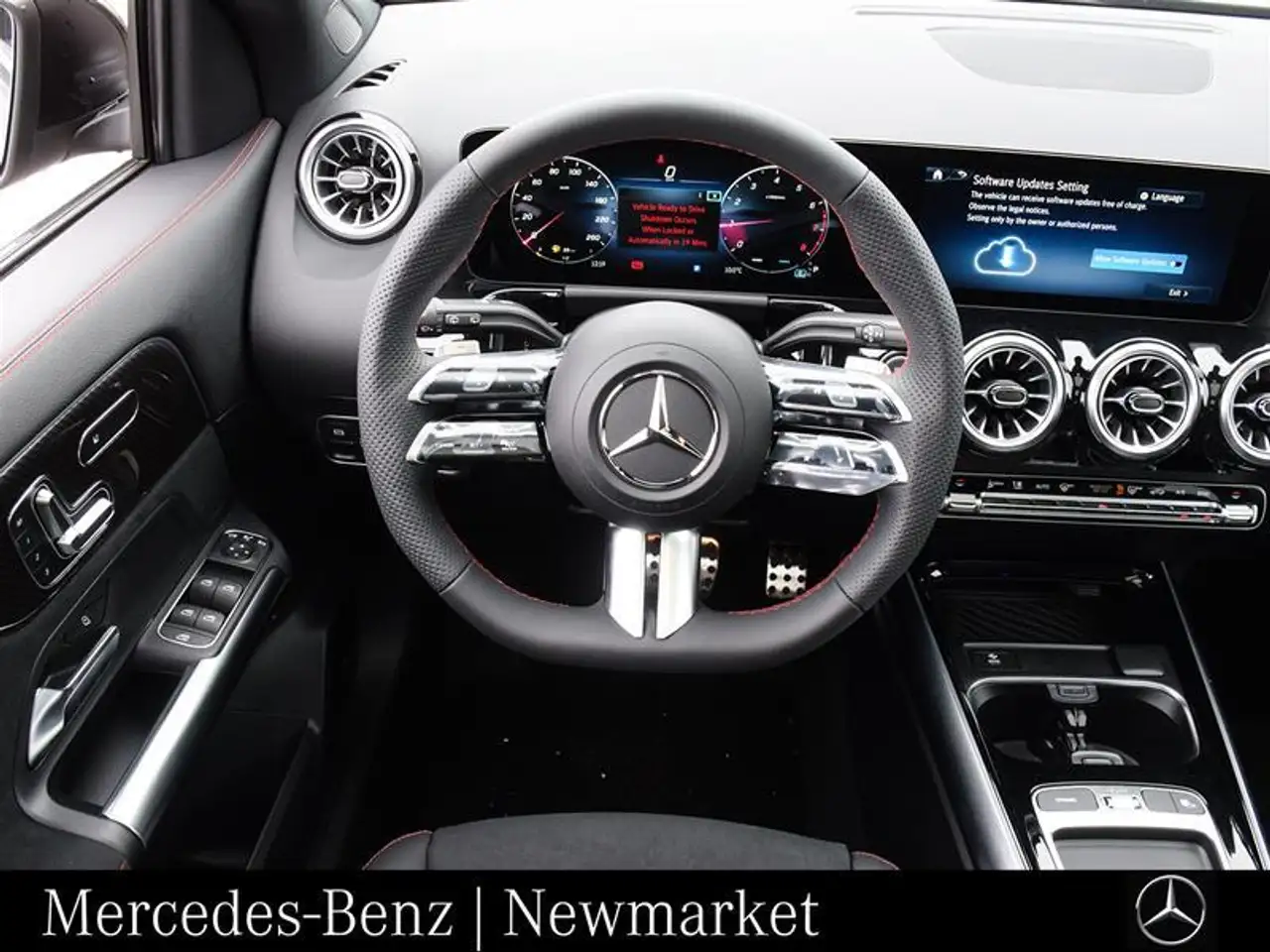 Mercedes-Benz GLA снимка Mercedes-Benz GLA