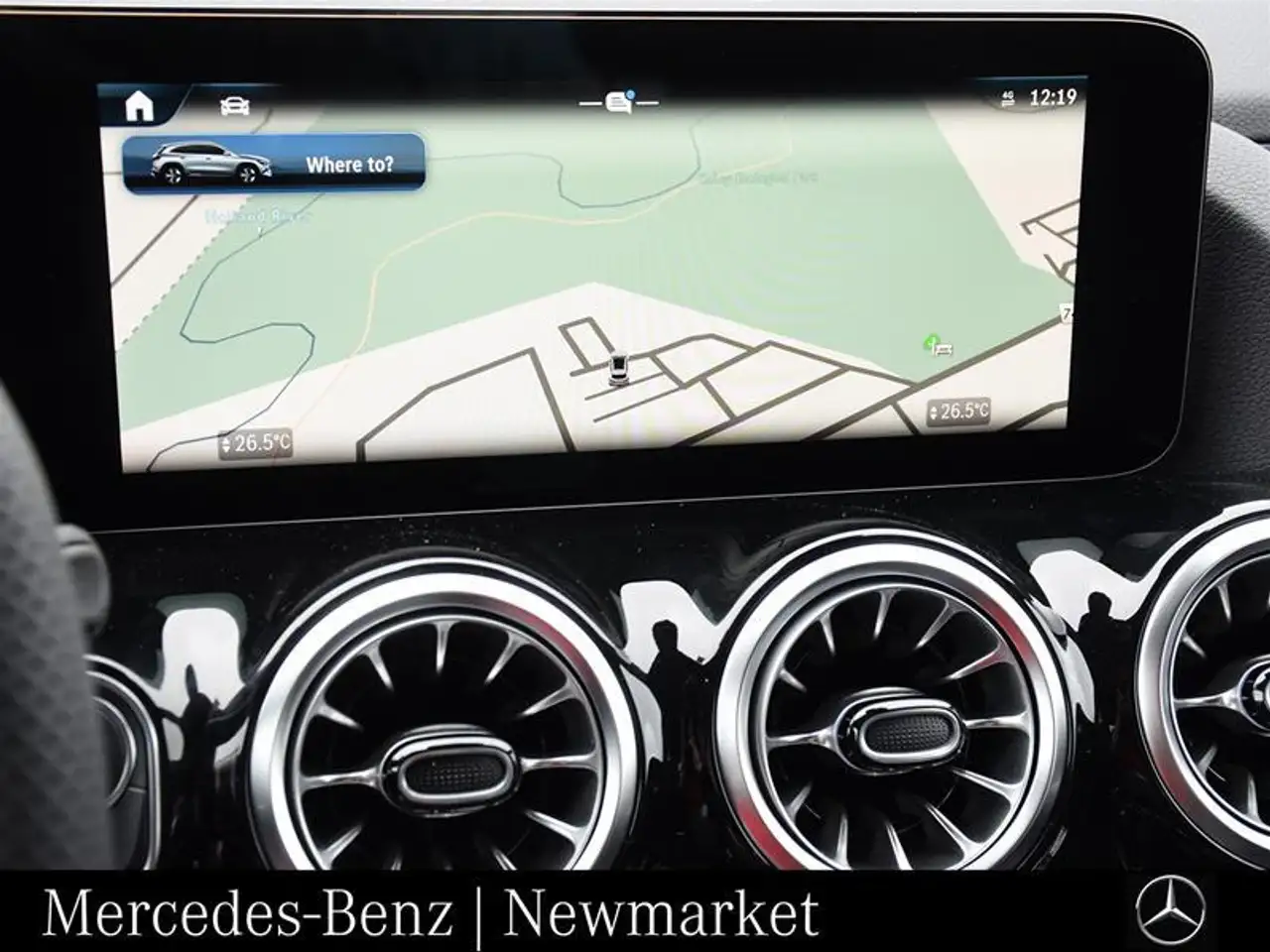 Mercedes-Benz GLA снимка Mercedes-Benz GLA